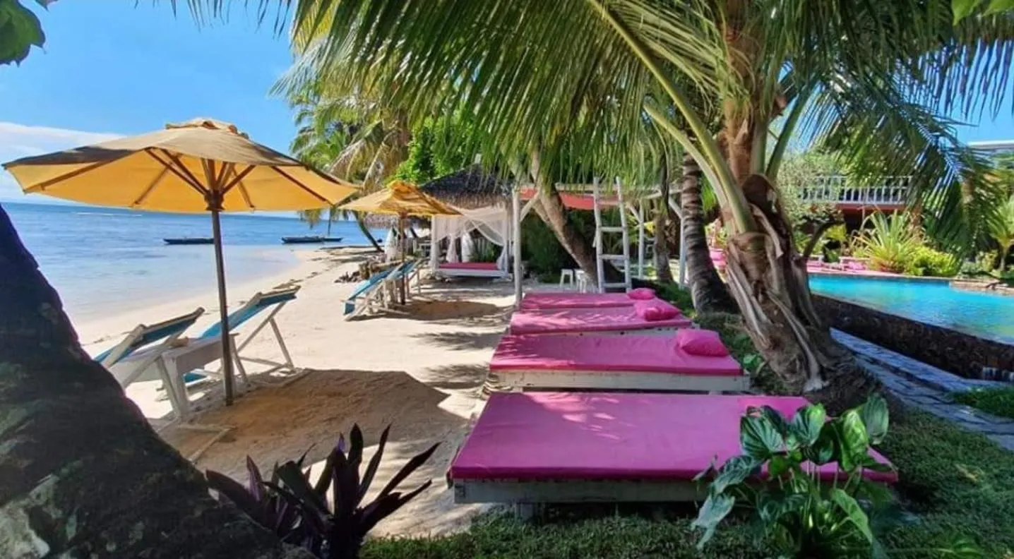 Beach in Hotel ECOLODGE LE RAVORAHA