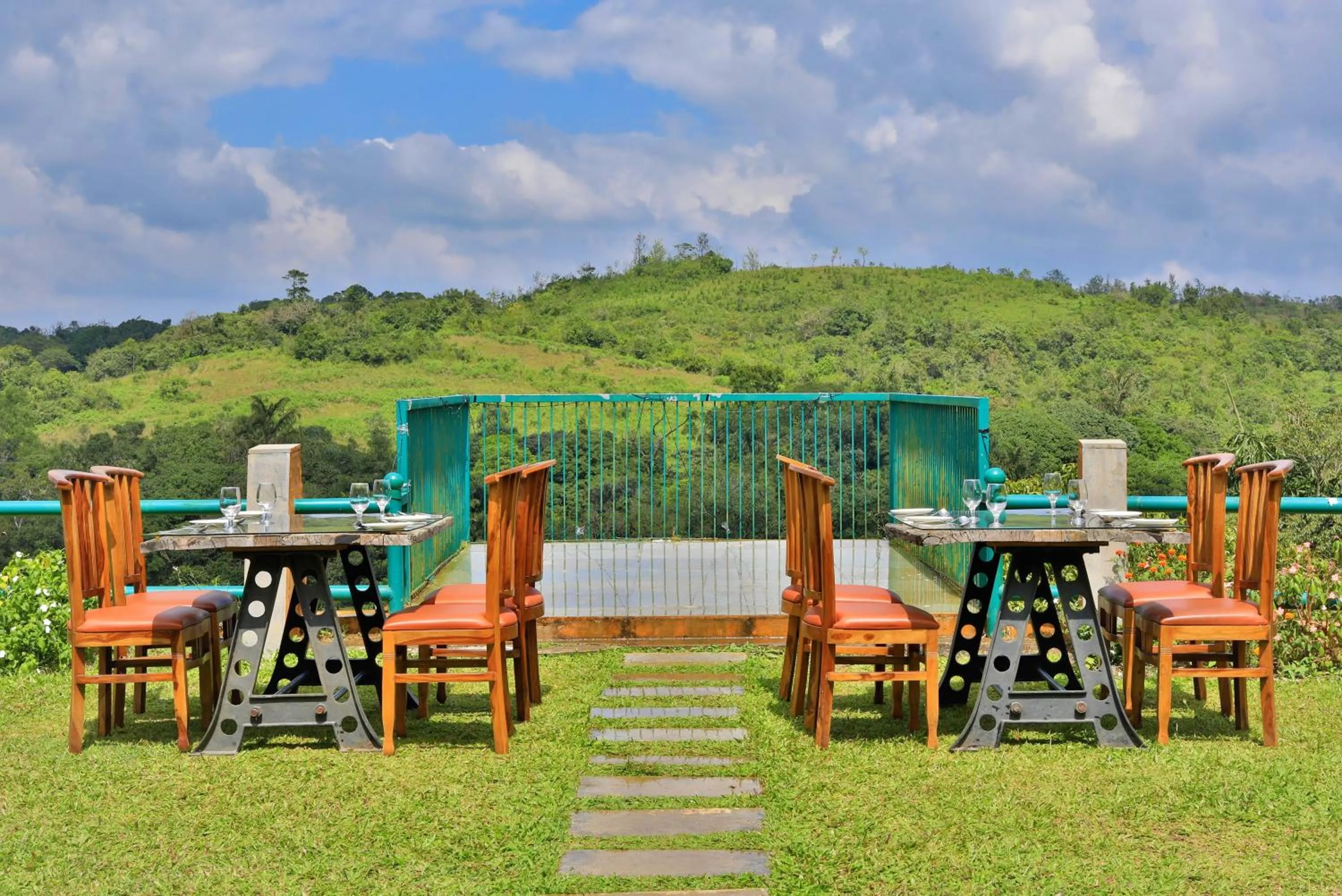 Restaurant/places to eat in Heritage Resort Coorg