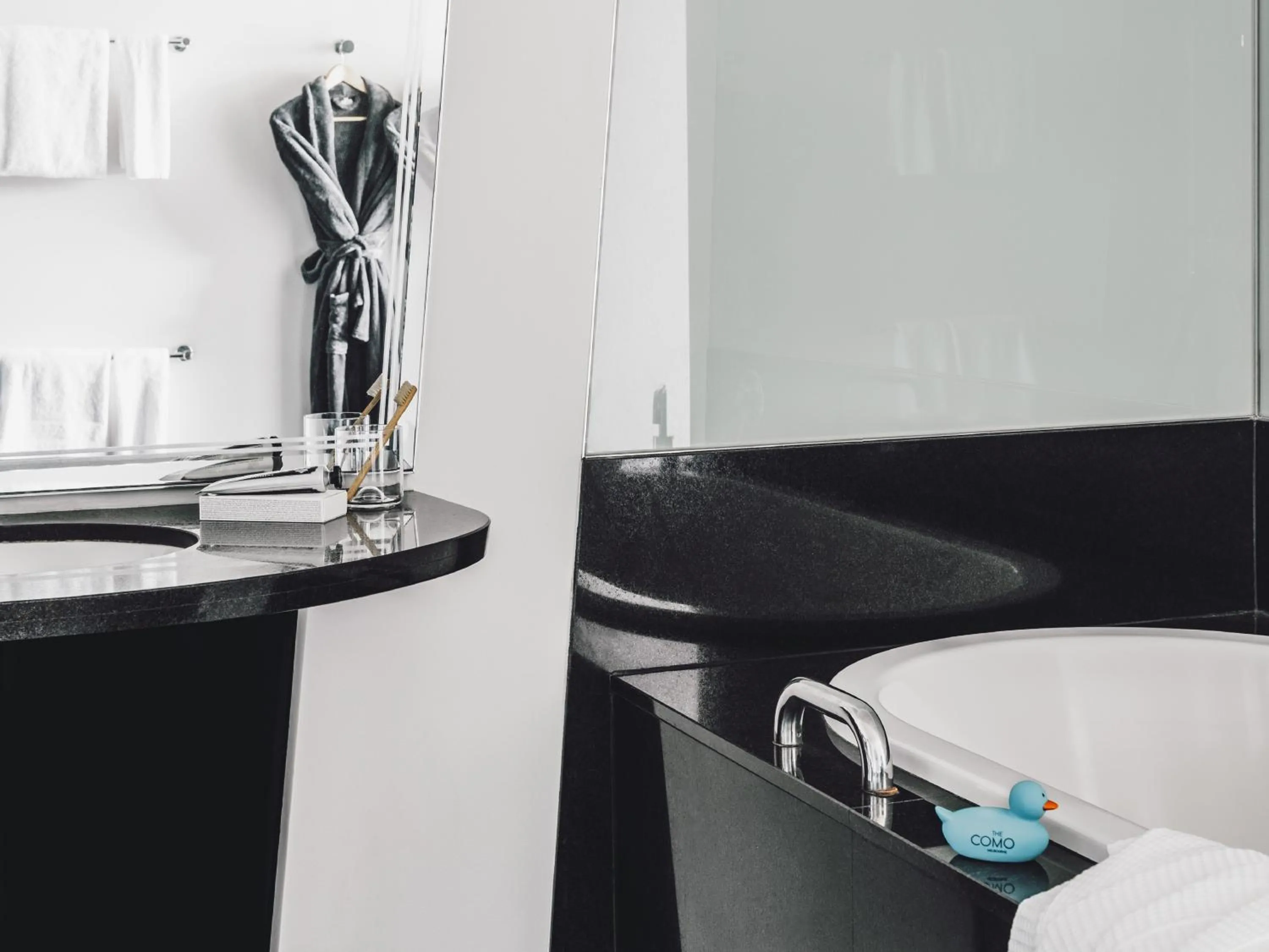 Bathroom, Bed in The Como Melbourne
