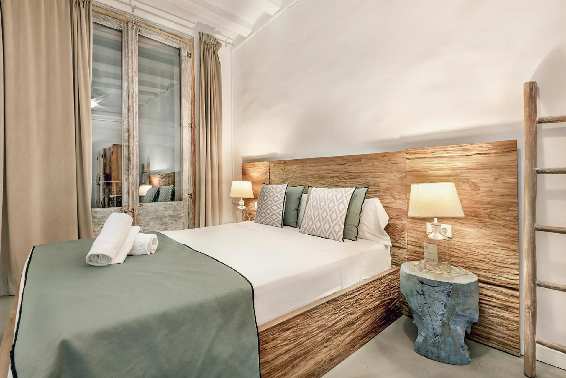 Bed in La Guarida Suites