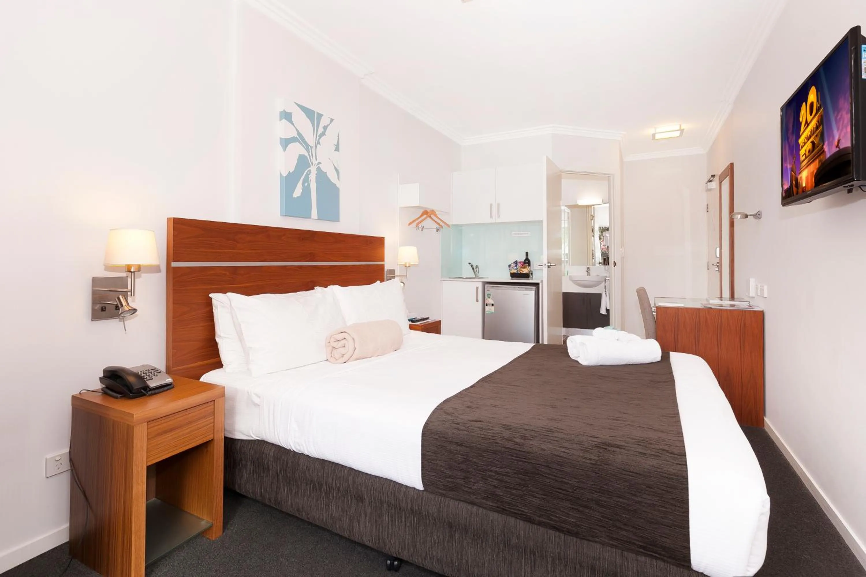 BBQ facilities, Bed in Hotel Chino