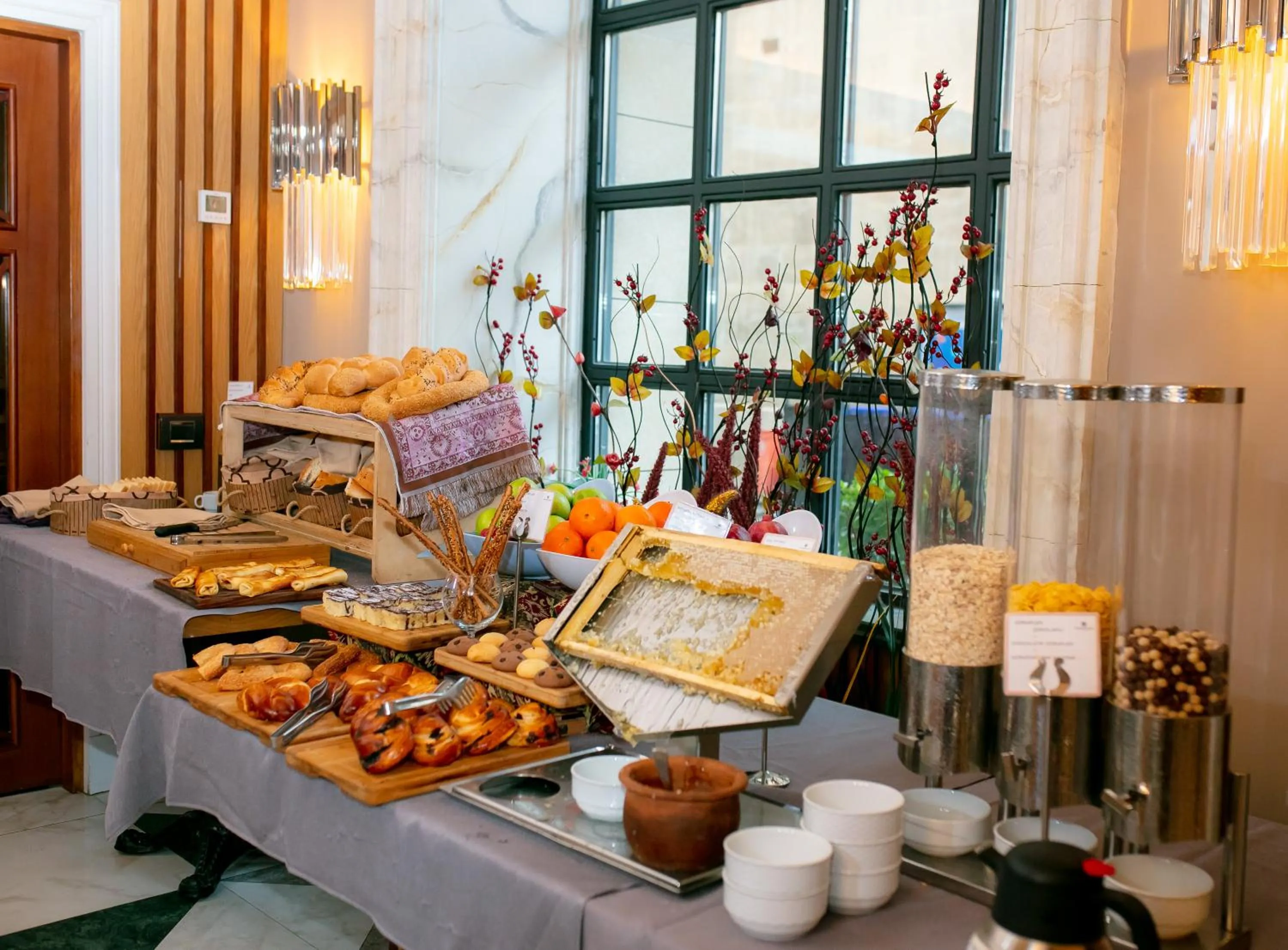 Breakfast in Promenade Hotel Baku