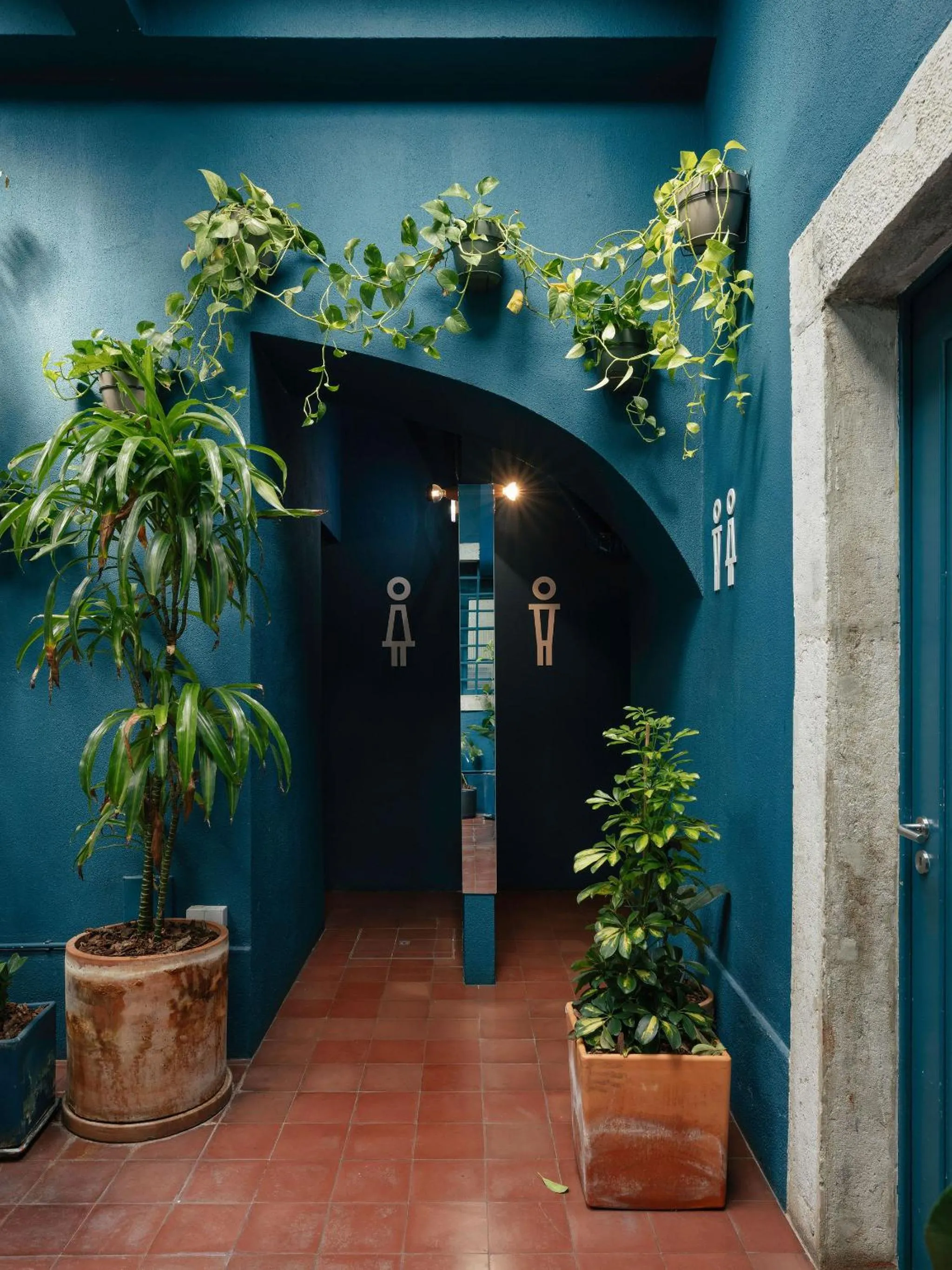 Esqina Cosmopolitan Lodge