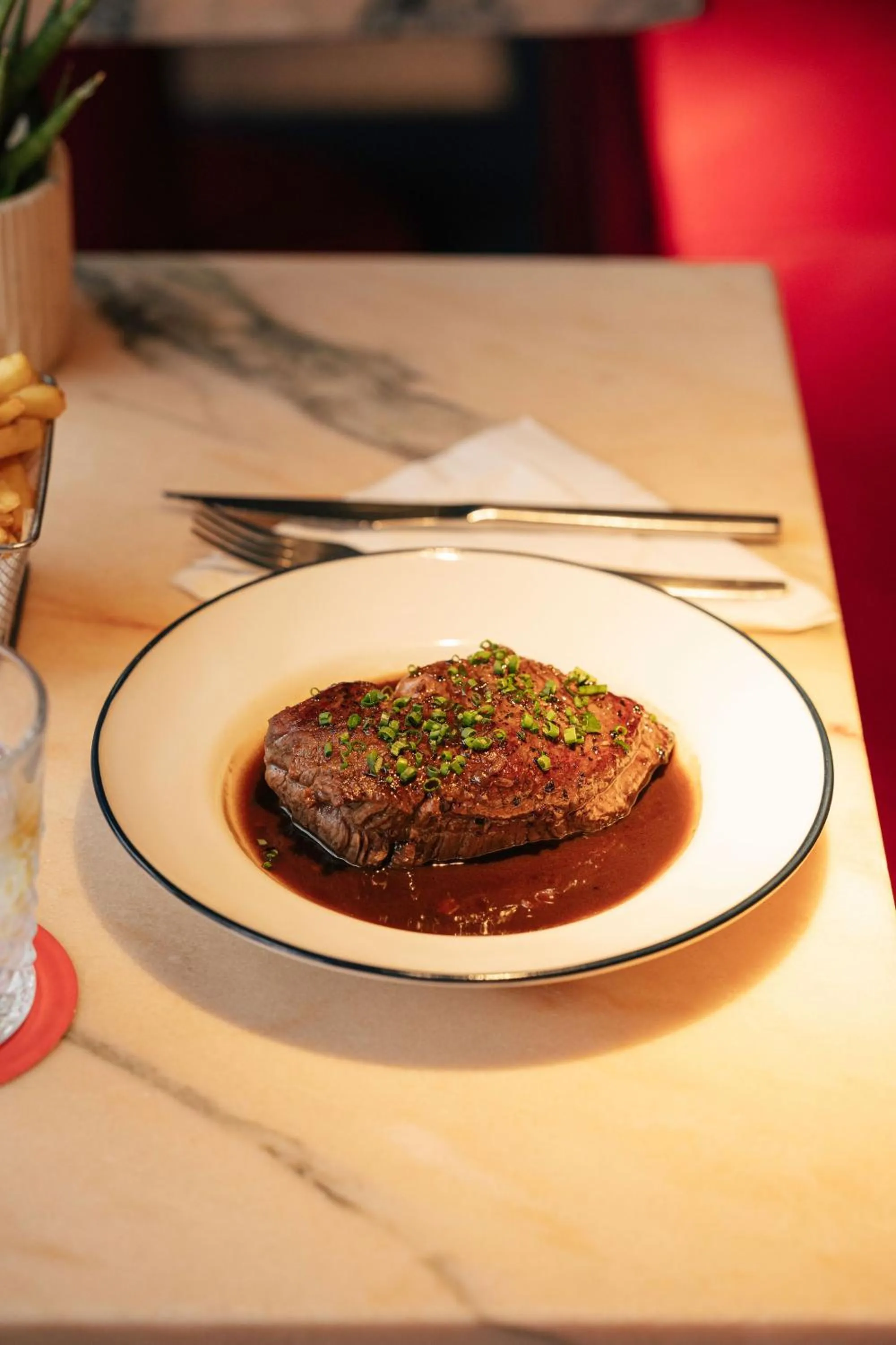 Esqina Cosmopolitan Lodge