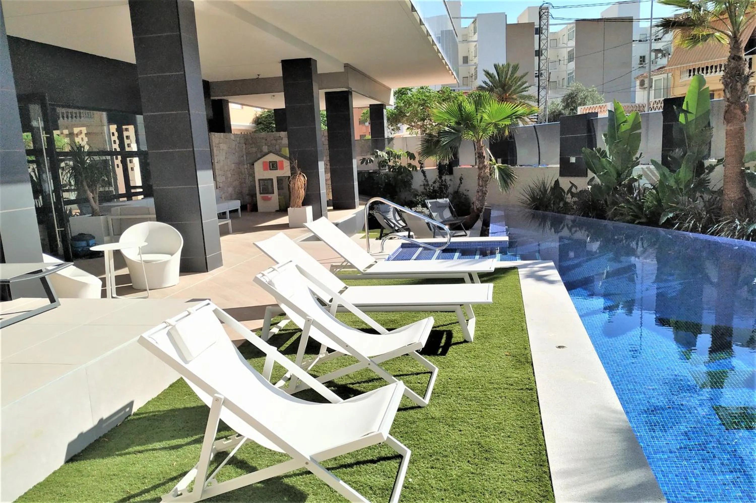 Patio in Ahoy Apartments