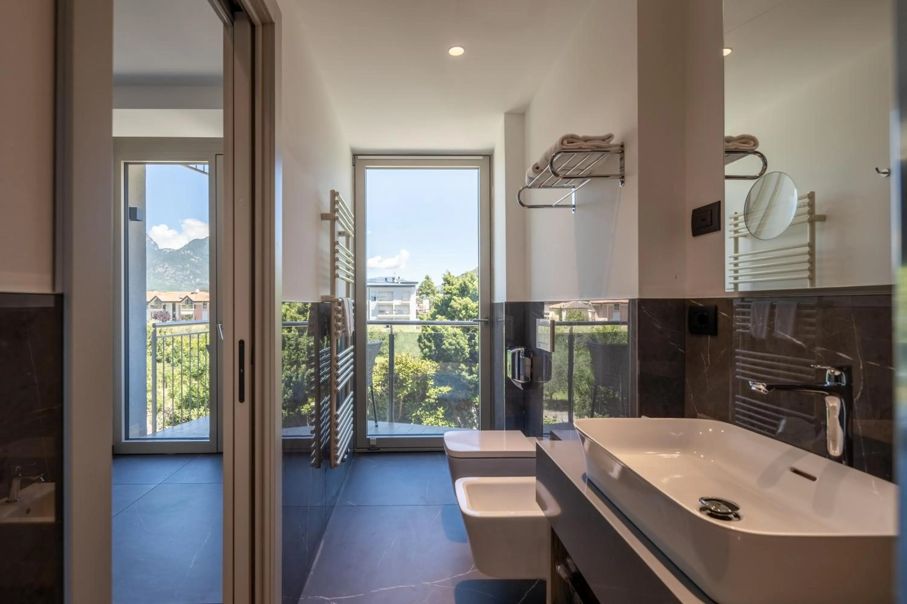 Bathroom in Garda Suite Hotel - Tonelli Hotels