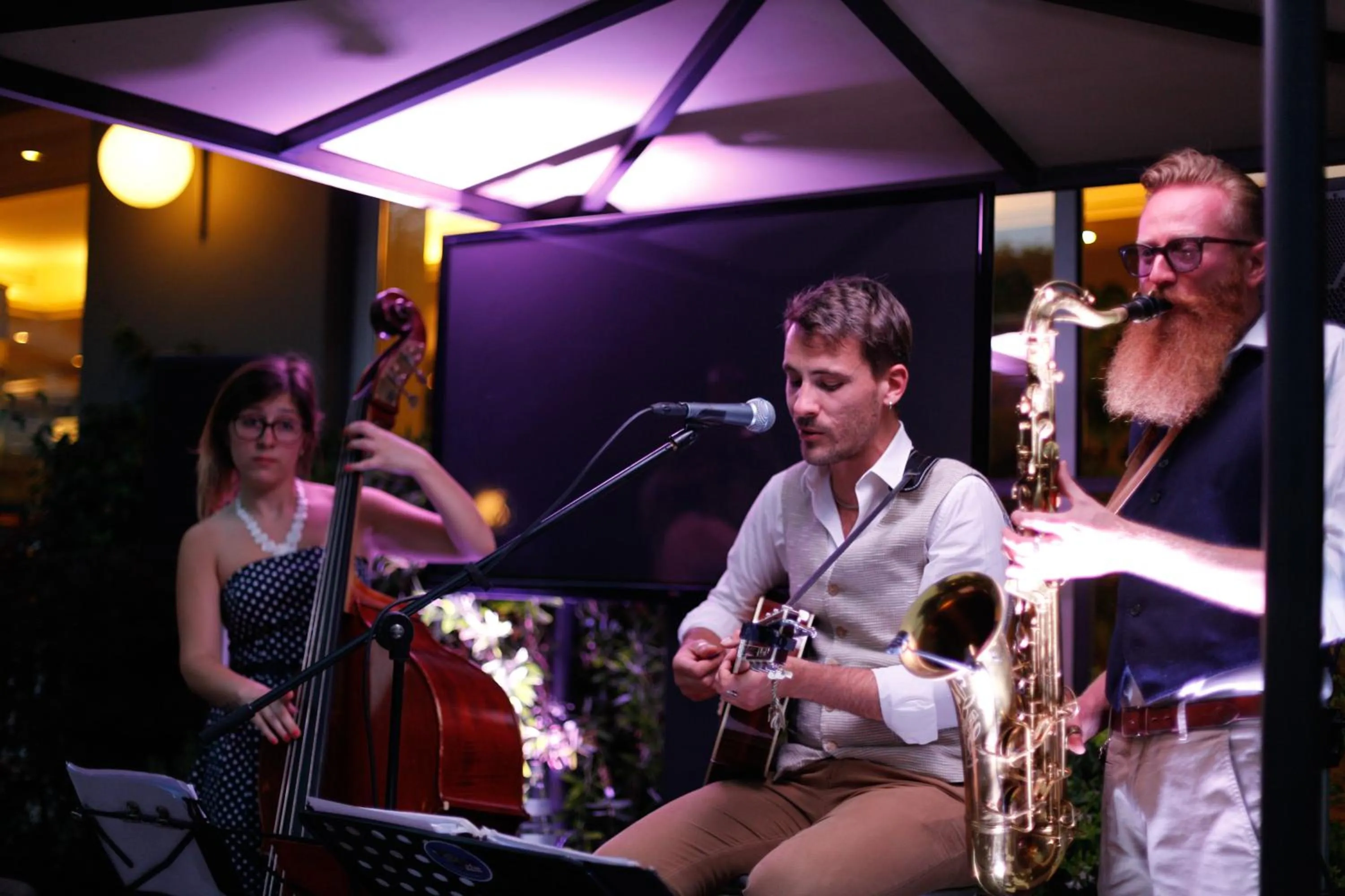 Evening entertainment in Hotel Continental - Tonelli Hotels