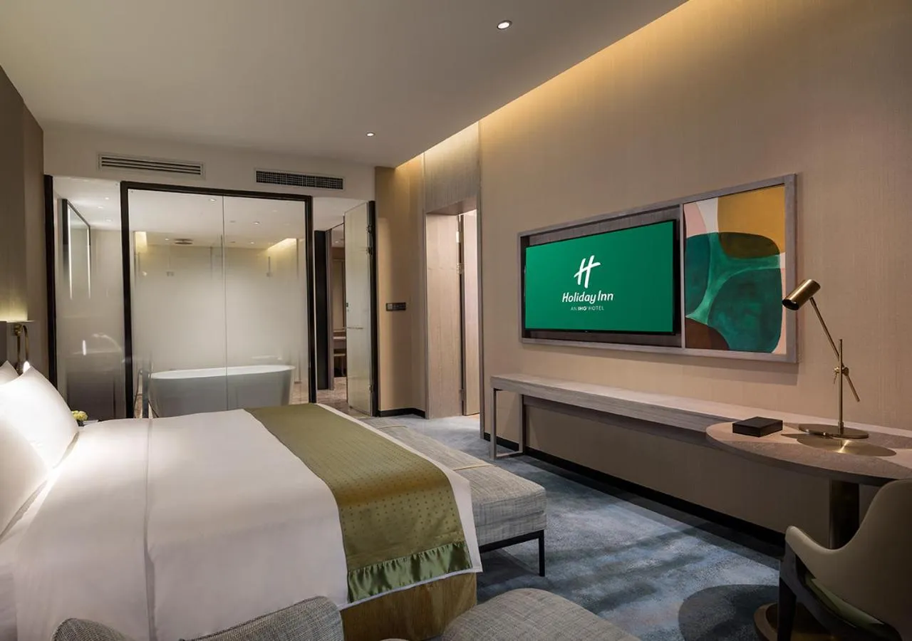 Photo of the whole room, Bed in Holiday Inn Xining Hot-Spring by IHG