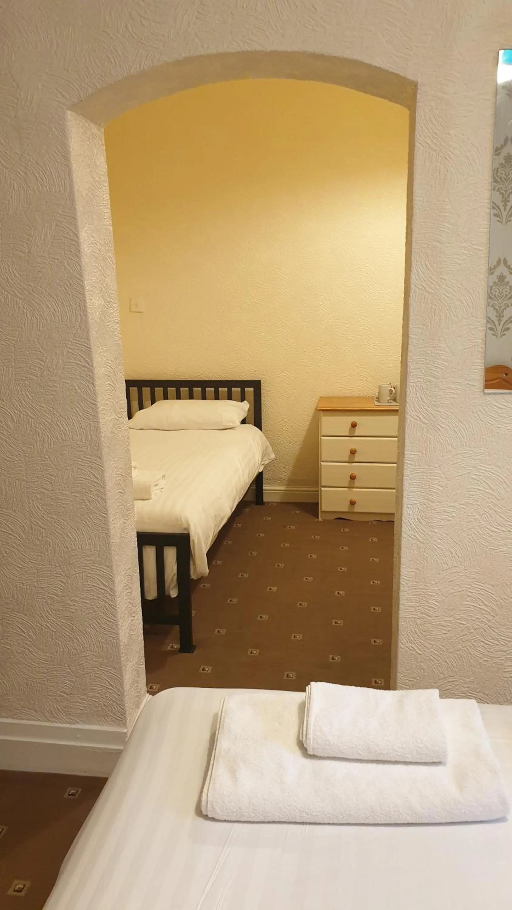 Bedroom, Bed in HOTEL242