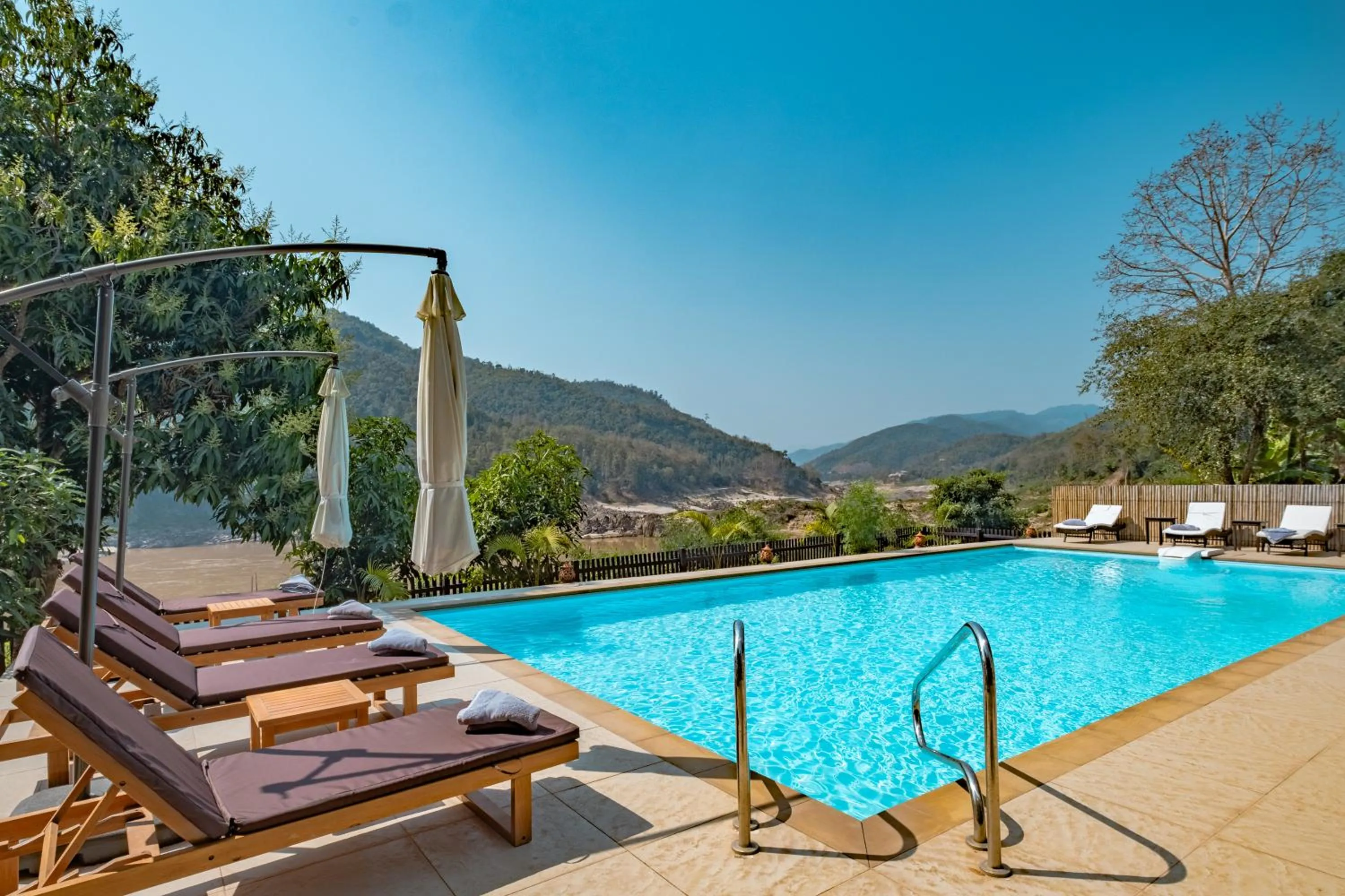 Swimming pool in The Sanctuary Pakbeng Lodge