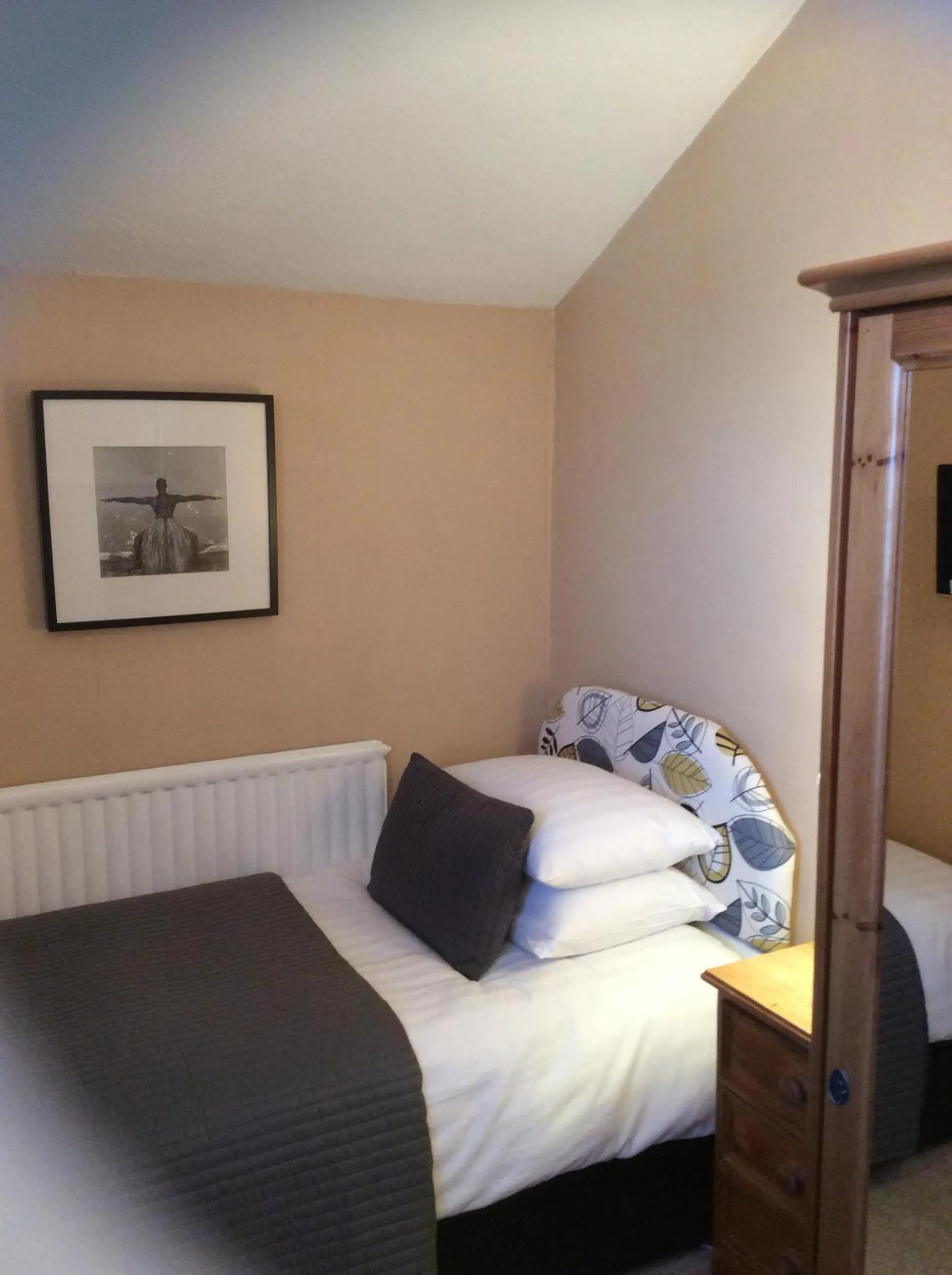 Bed in Hedley Villa Guest House