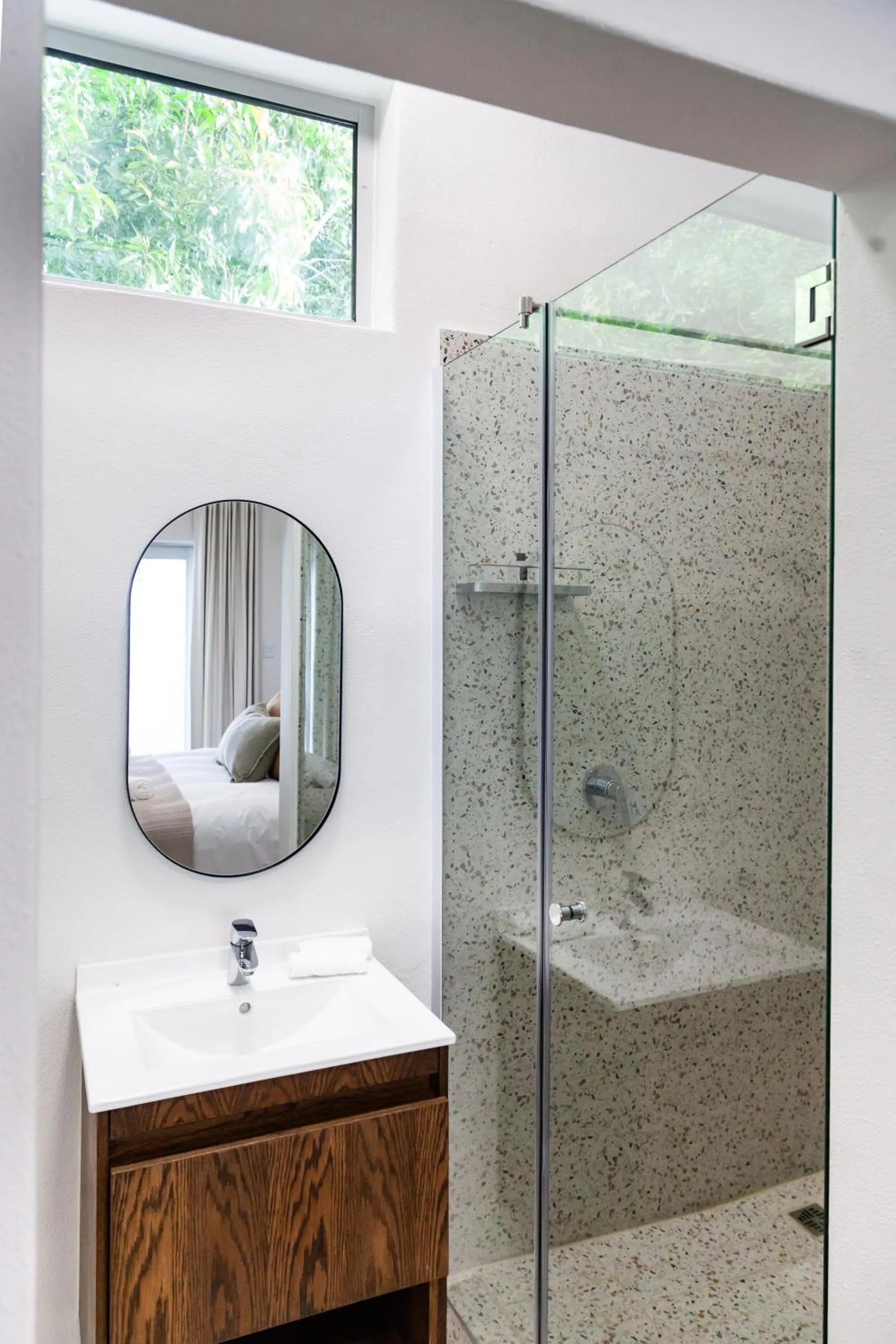 Shower in Skinkikofi Guest House