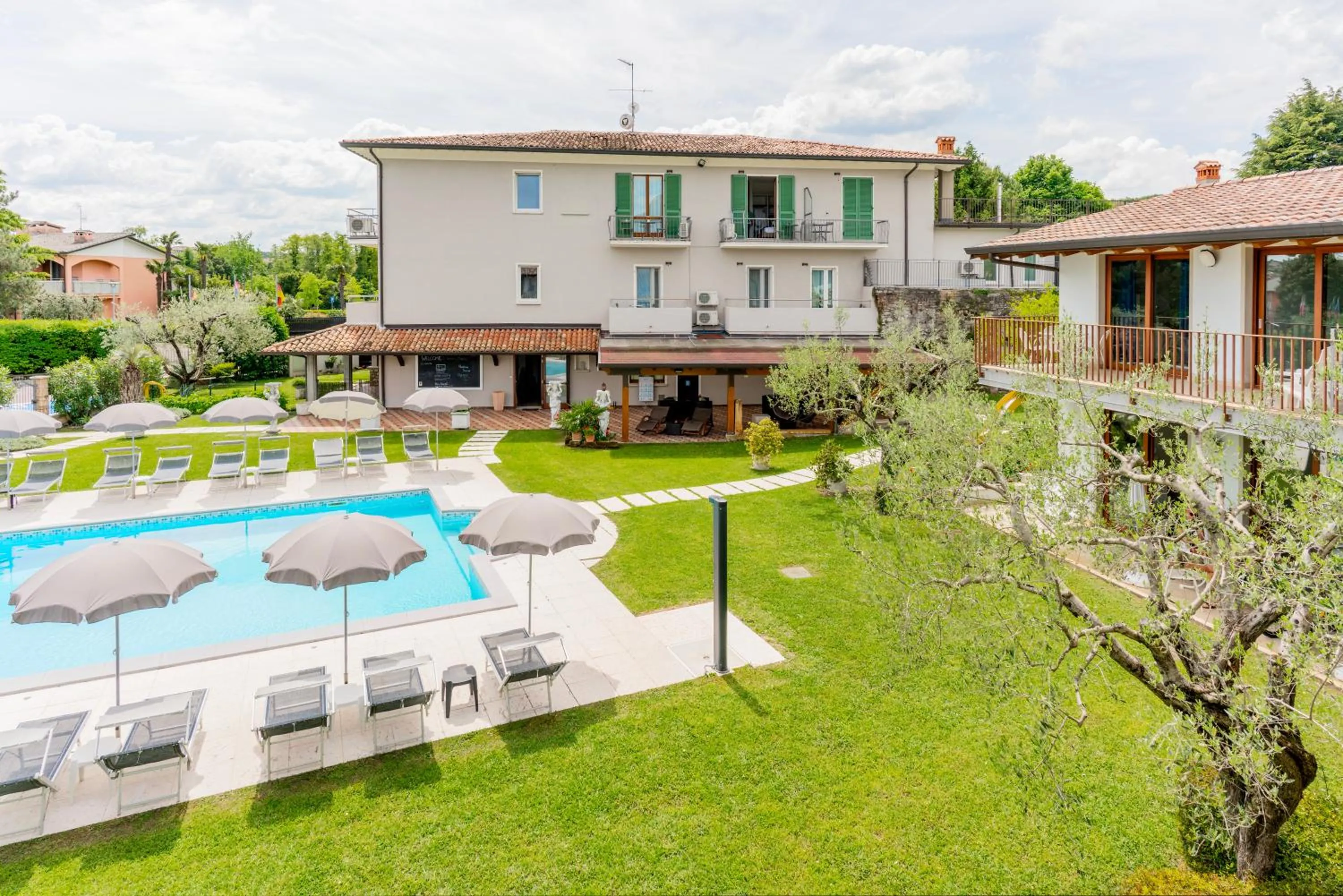 Swimming pool in Residence Molino - Holiday Apartments