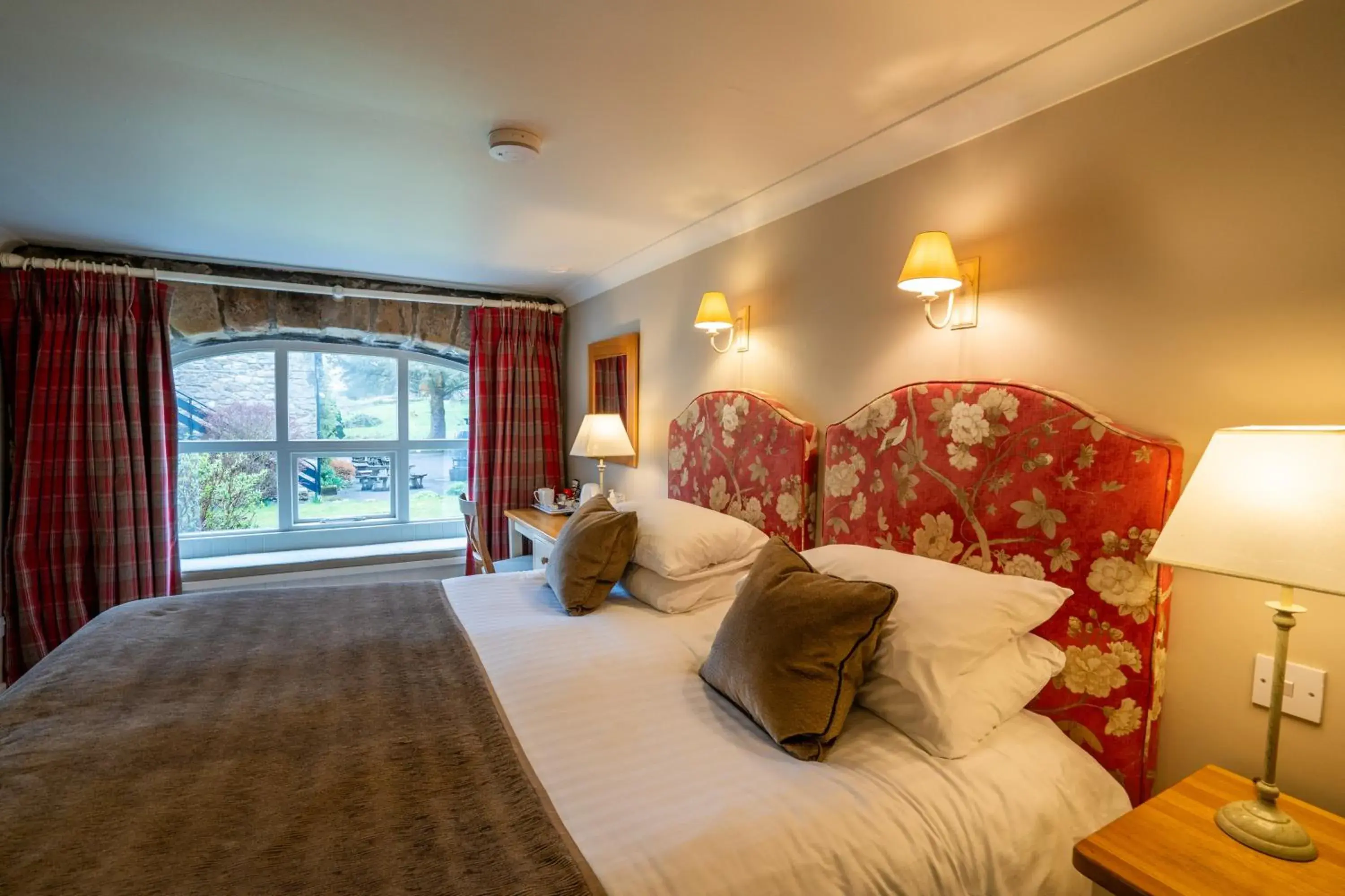 Twin or Double Room - single occupancy in The Pheasant Inn Twin or Double Room - single occupancy in The Pheasant Inn