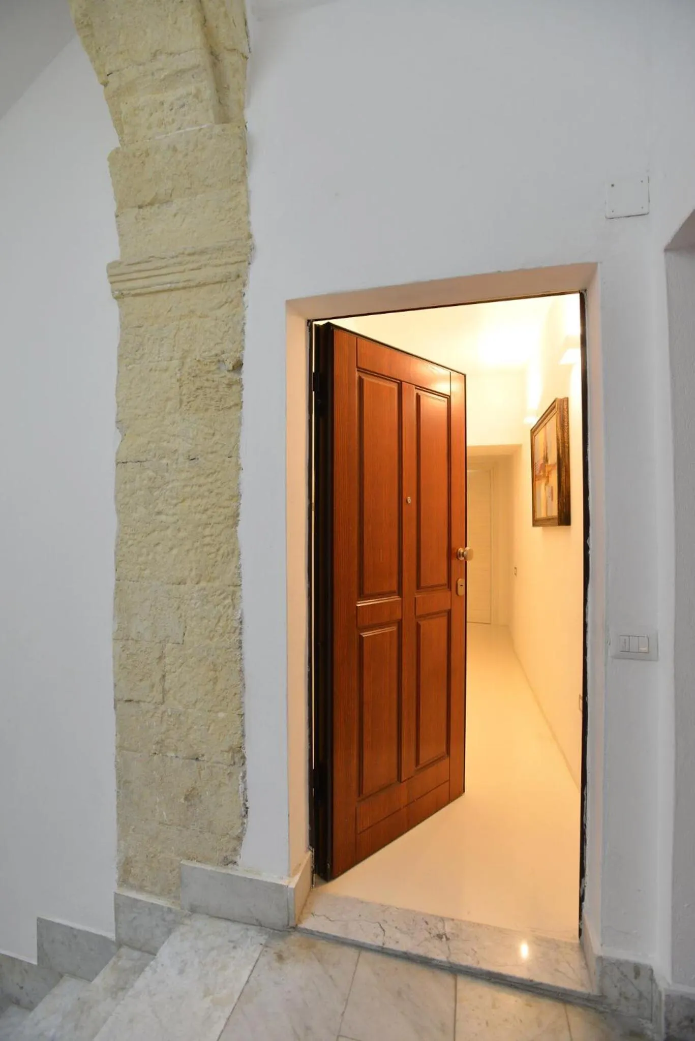 Facade/entrance in IzzHome Dsign