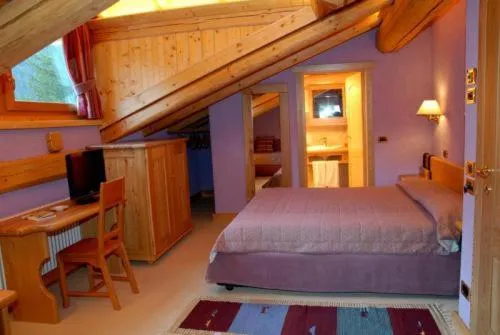 Photo of the whole room, Bed in Eco Wellness Hotel Notre Maison