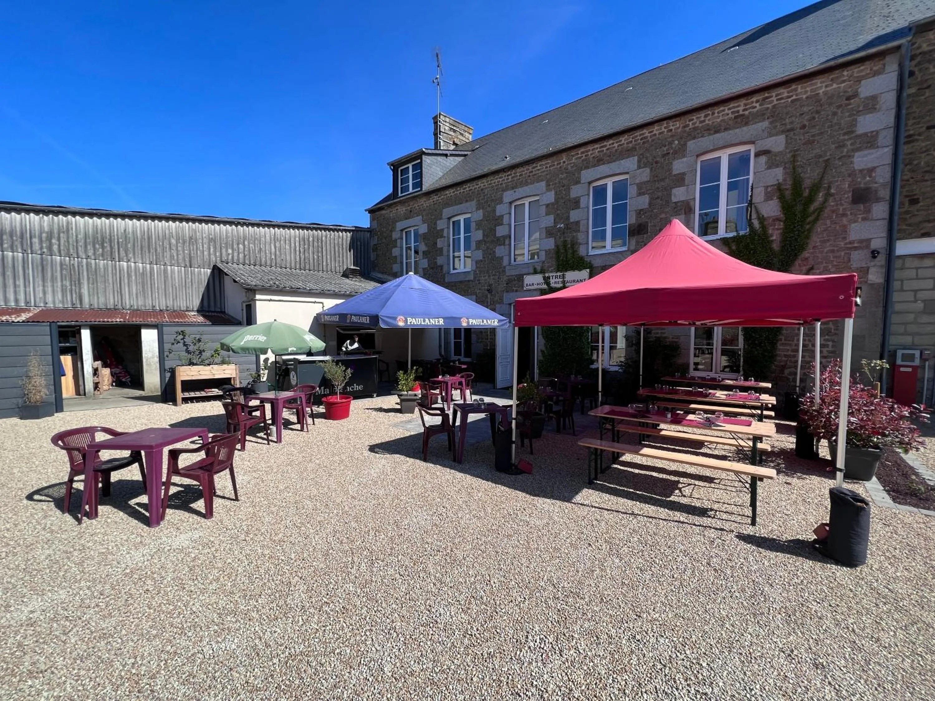 Summer in Au Père Tranquille