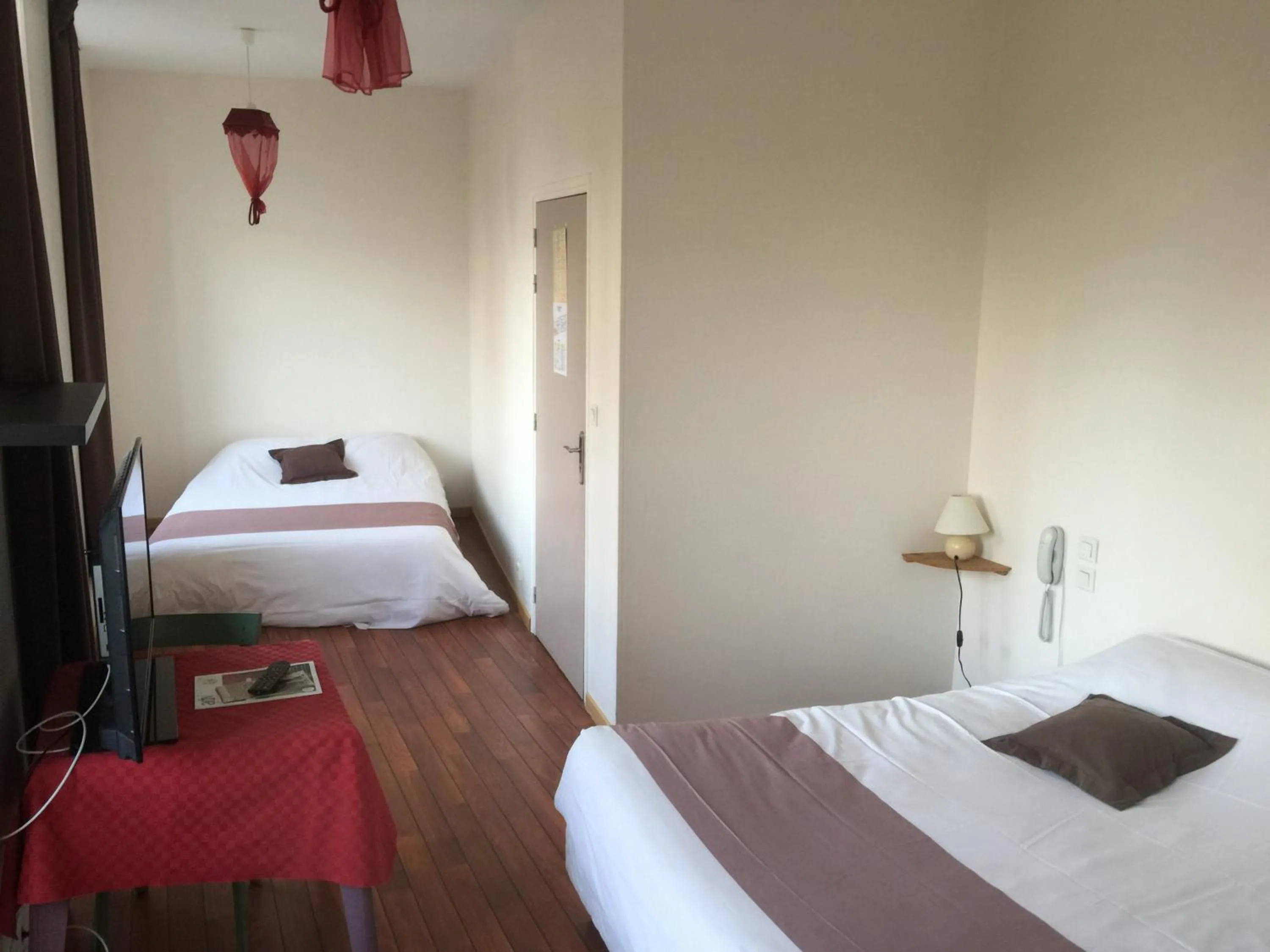 Bed in Au Père Tranquille