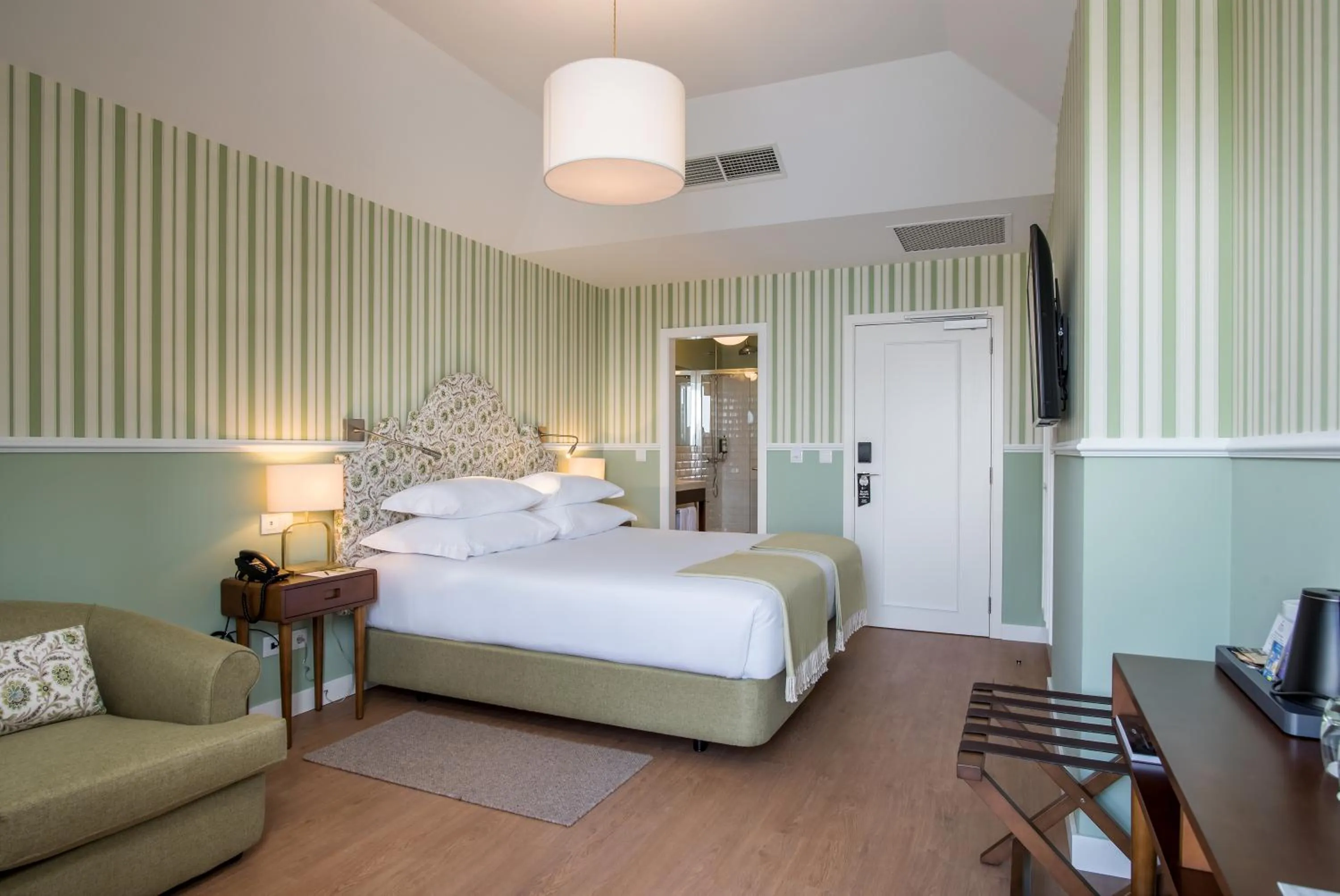 Bedroom, Bed in Pestana Churchill Bay