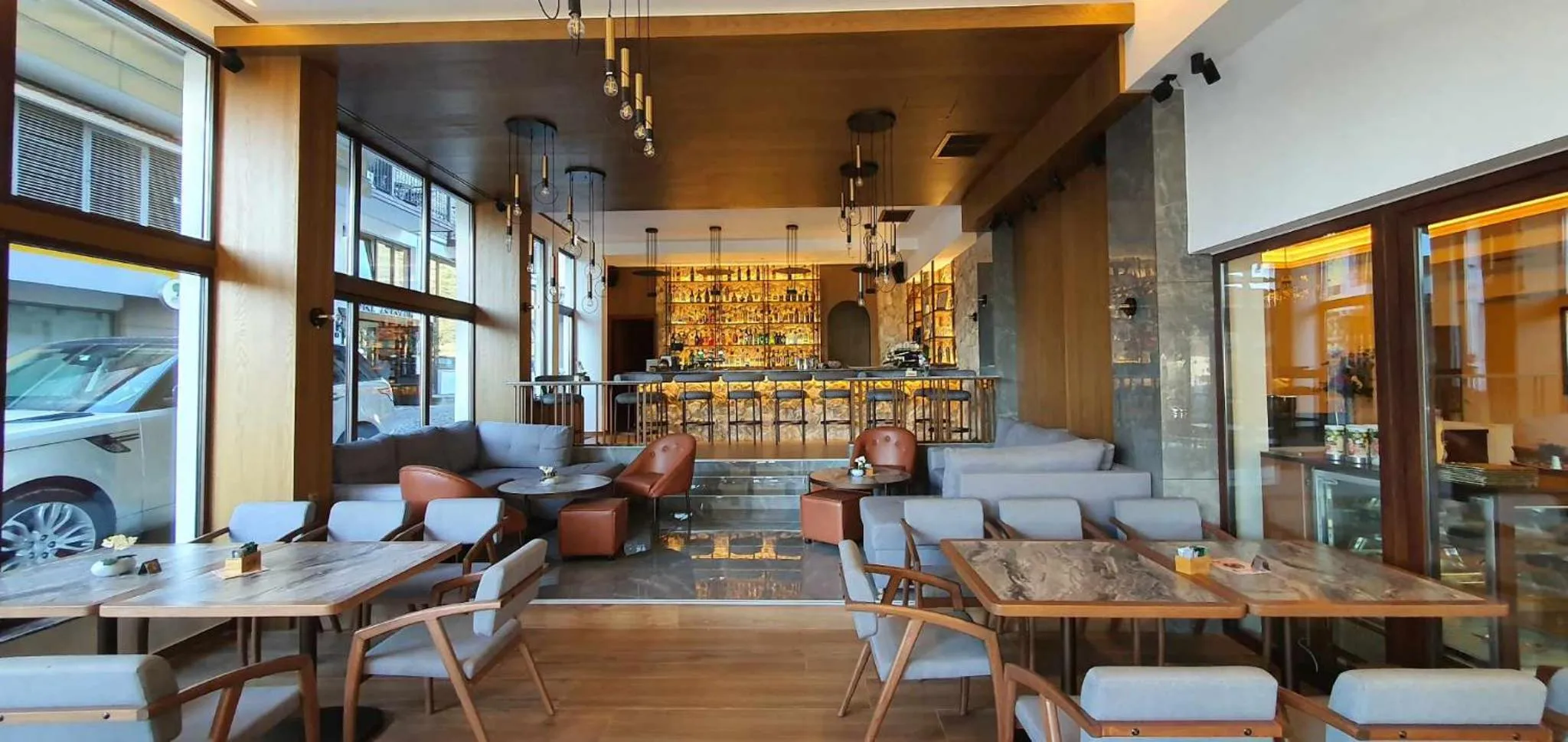 Restaurant/places to eat in Xenios Dias Boutique Hotel