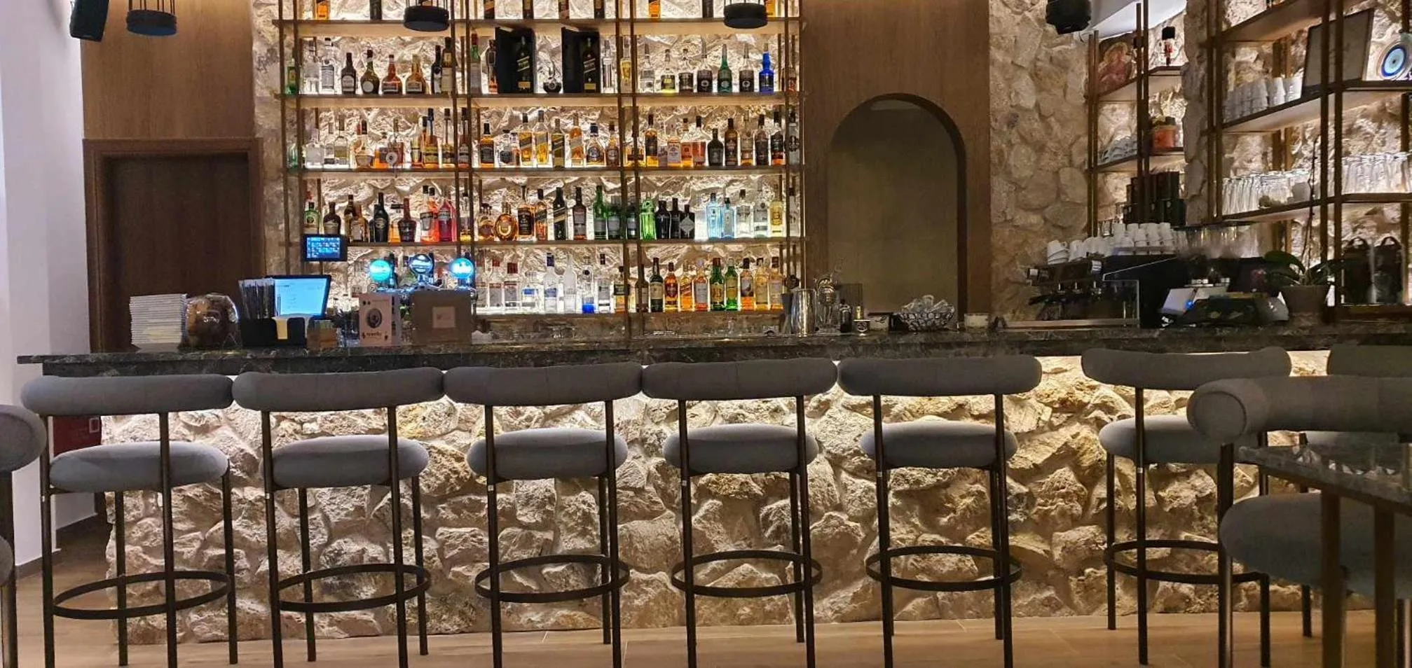Lounge or bar in Xenios Dias Boutique Hotel