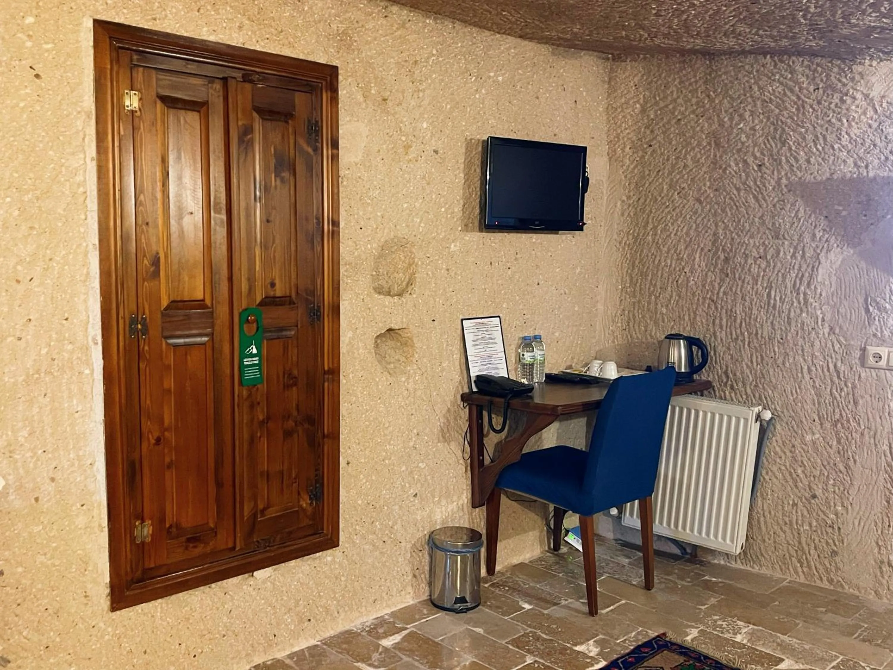 wardrobe in Gedik Cave Hotel