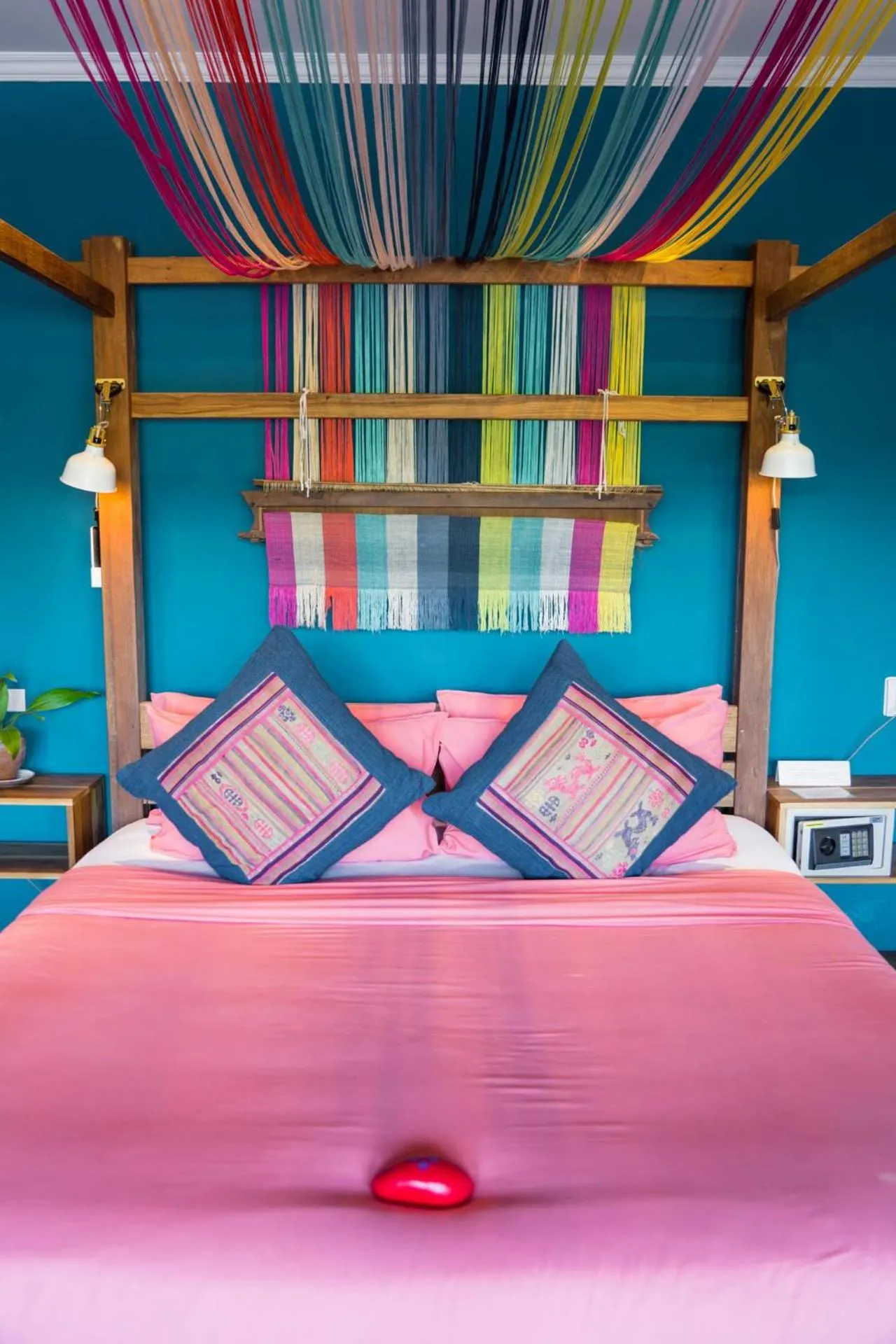 Bed in Ock Pop Tok Mekong Villa