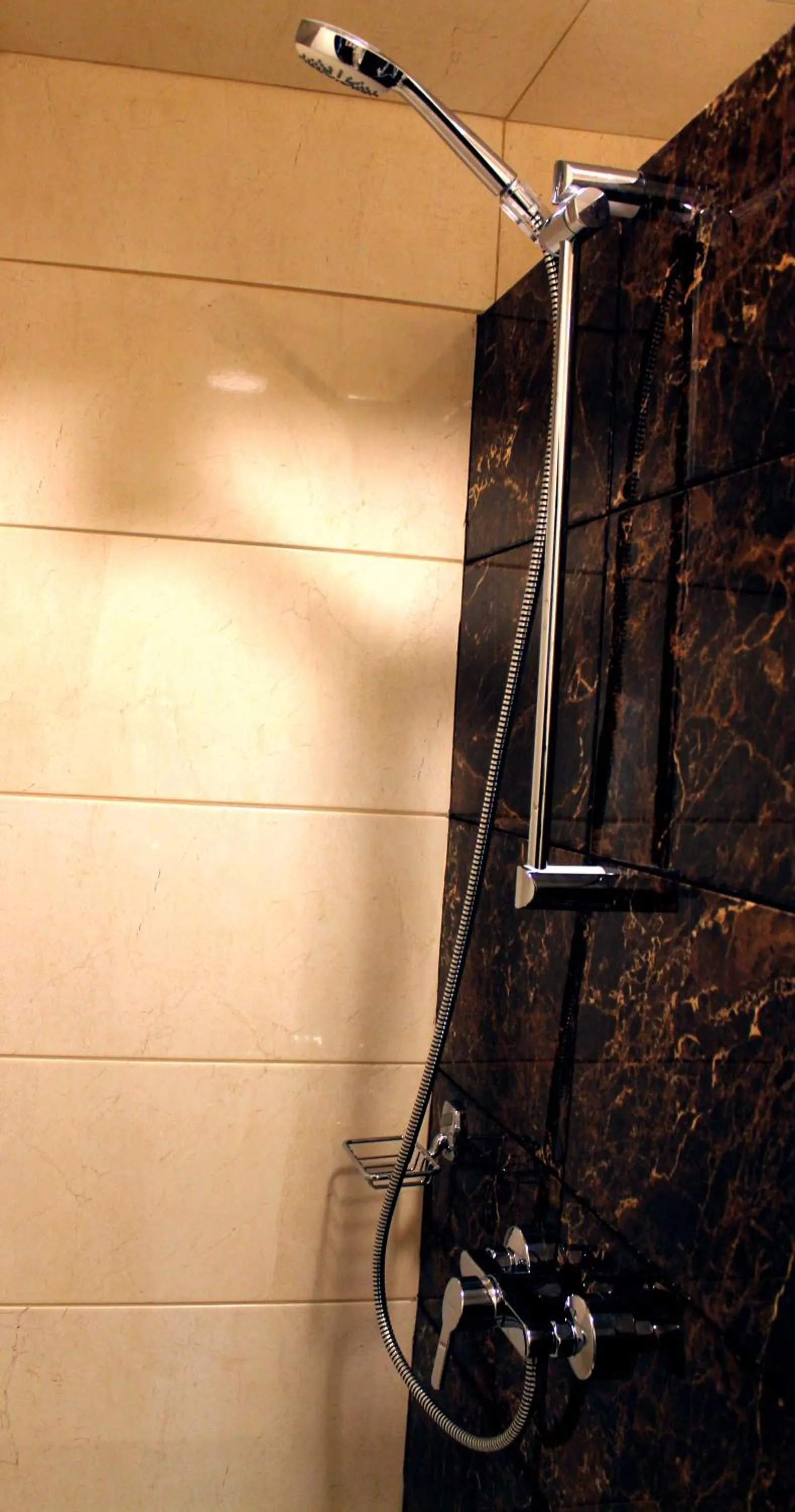 Photo of the whole room in Non-stop hotel