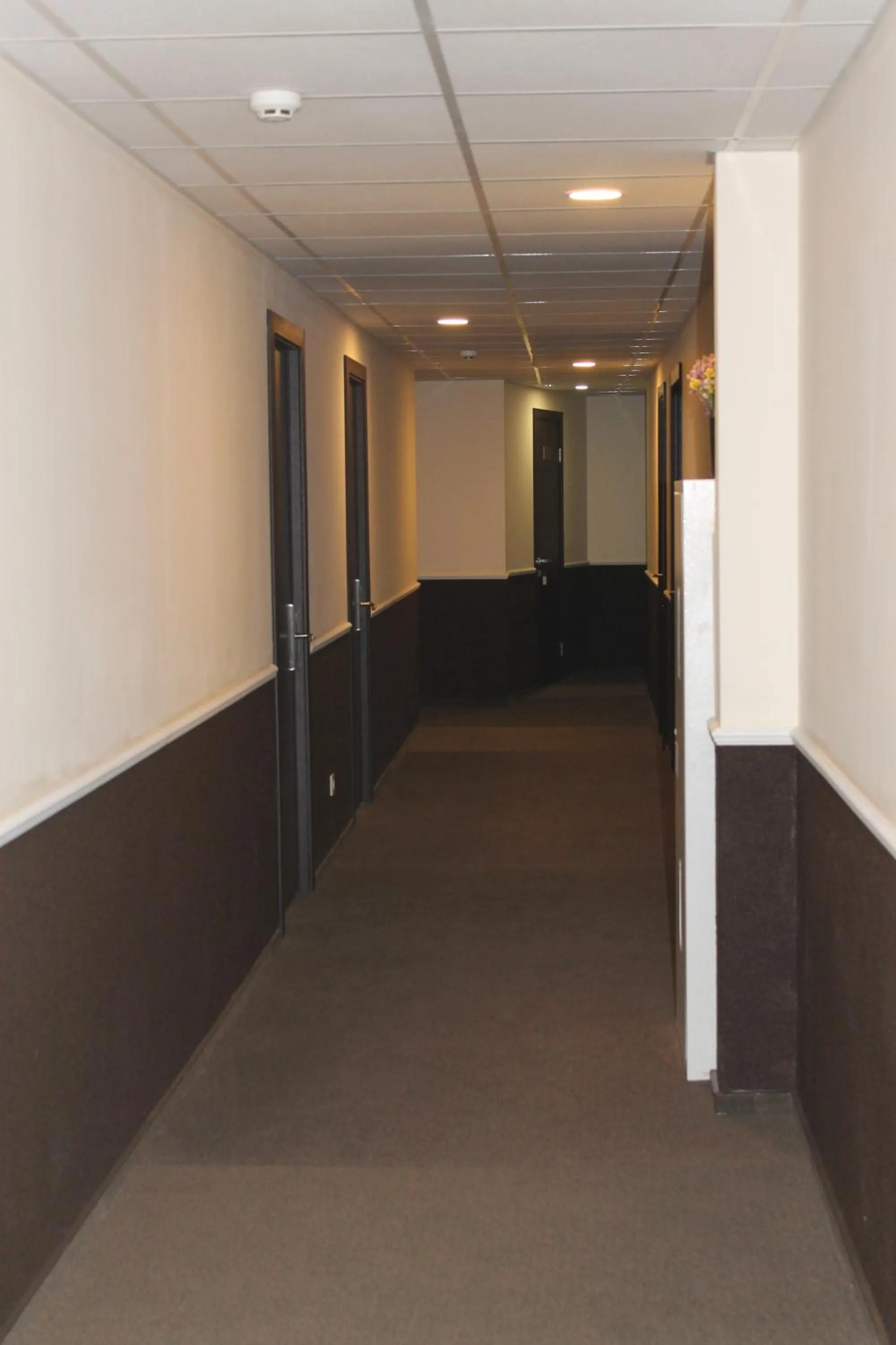 Other in Non-stop hotel