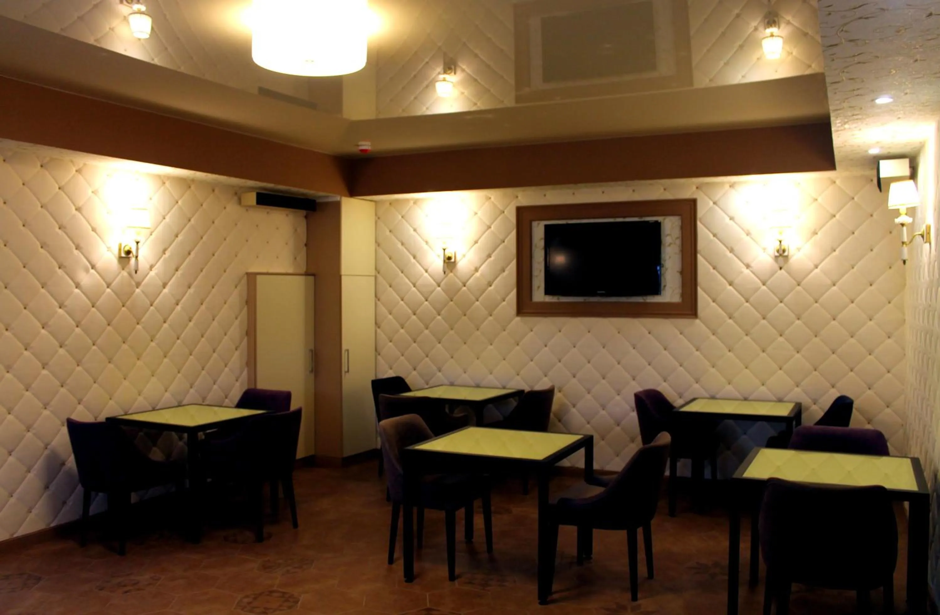 Sports in Non-stop hotel