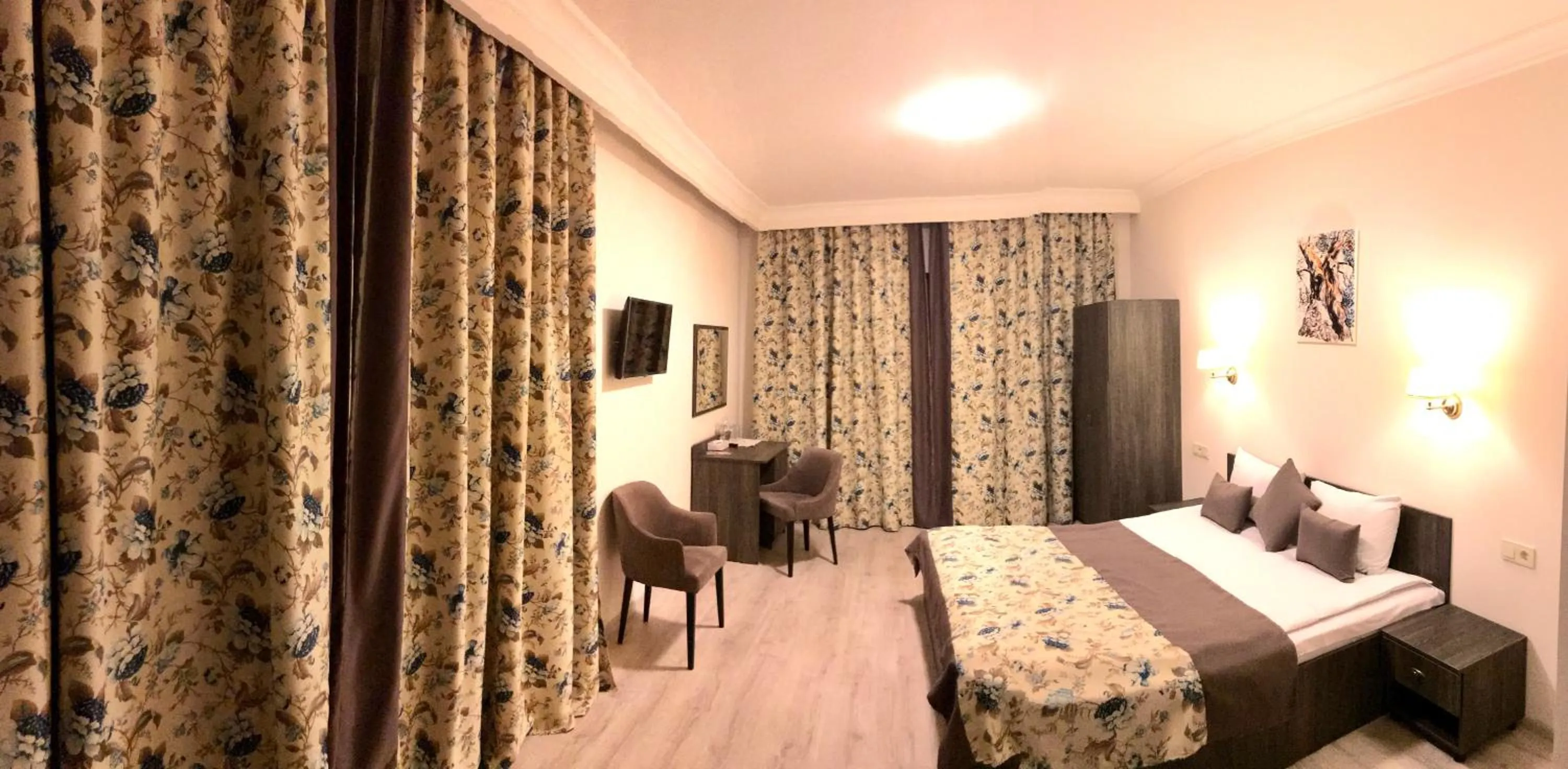 Bed in Non-stop hotel