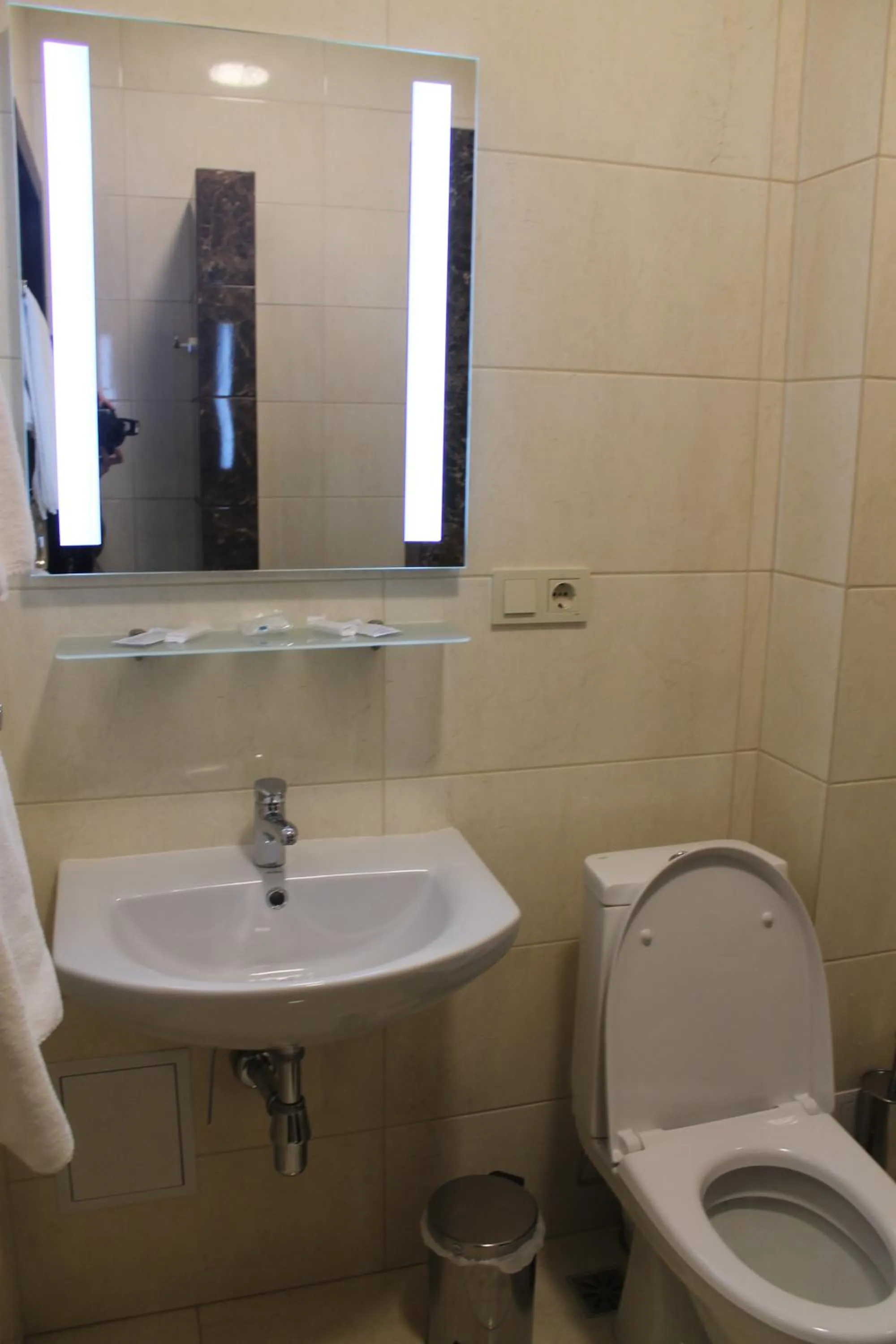 Decorative detail in Non-stop hotel