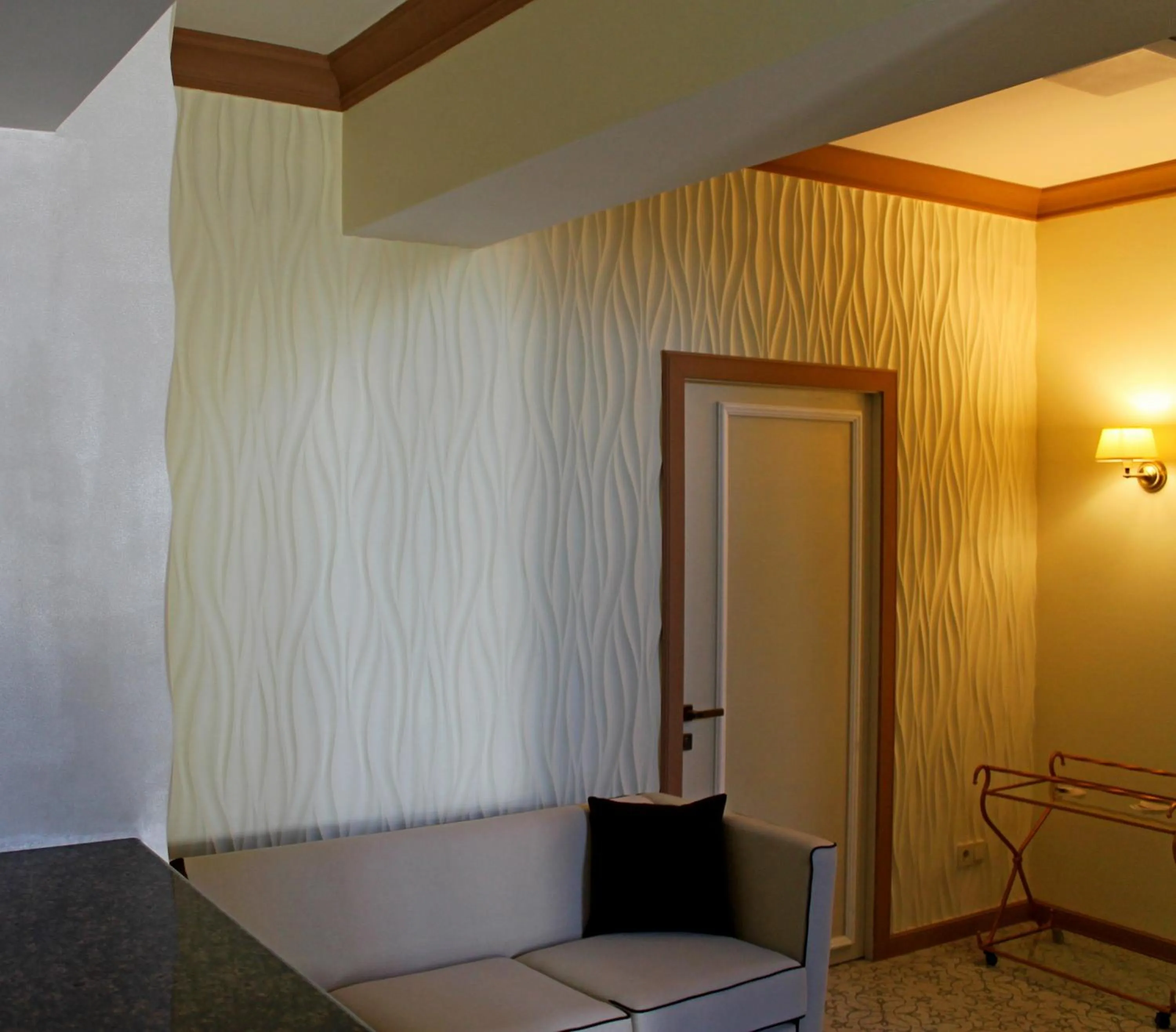 Property building in Non-stop hotel