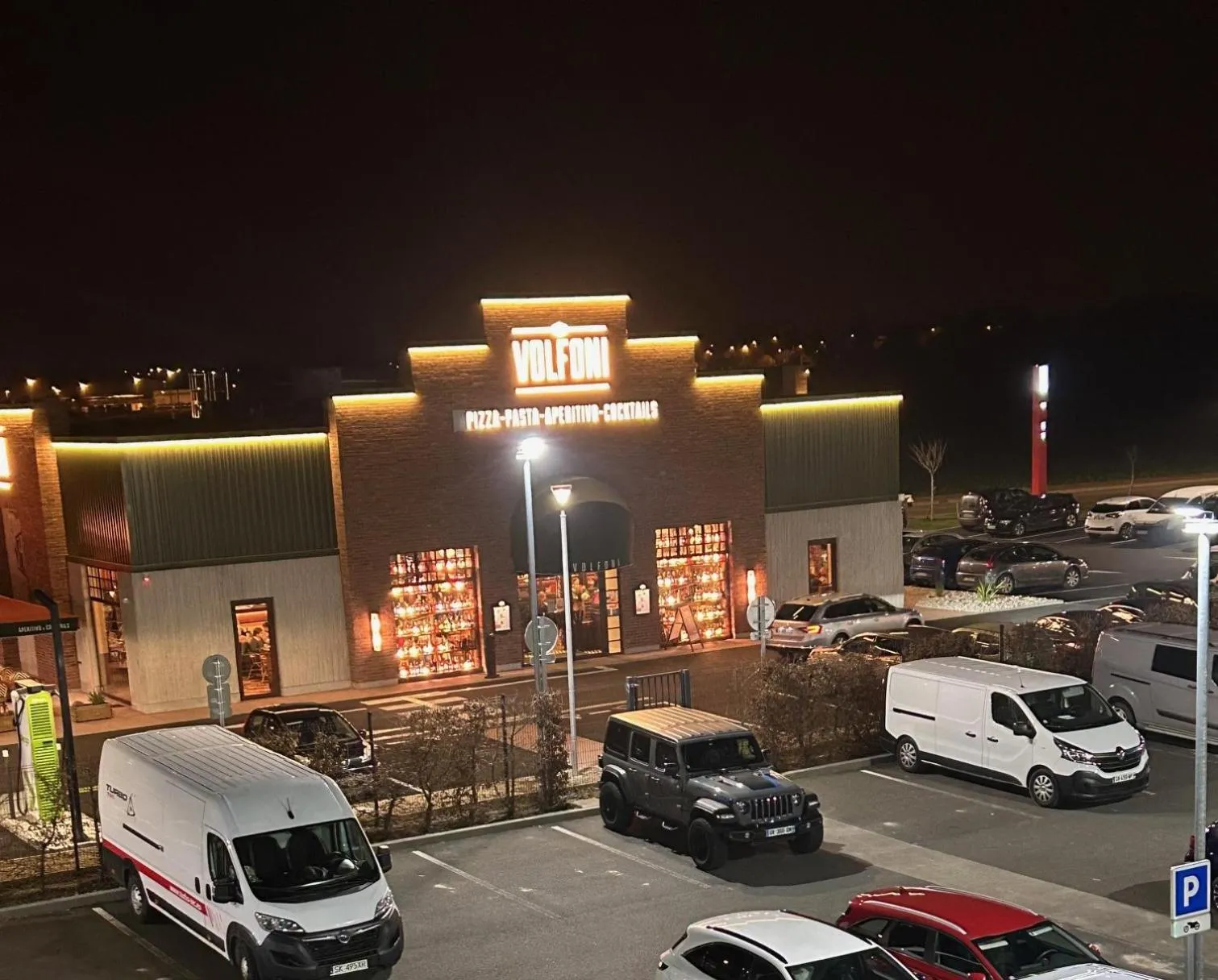 Restaurant/places to eat in B&B HOTEL Montargis-Amilly