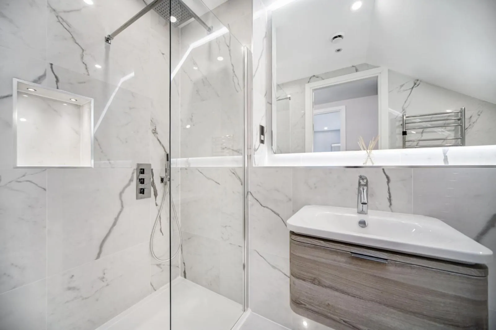 Bathroom in Lux Apartments in Fulham