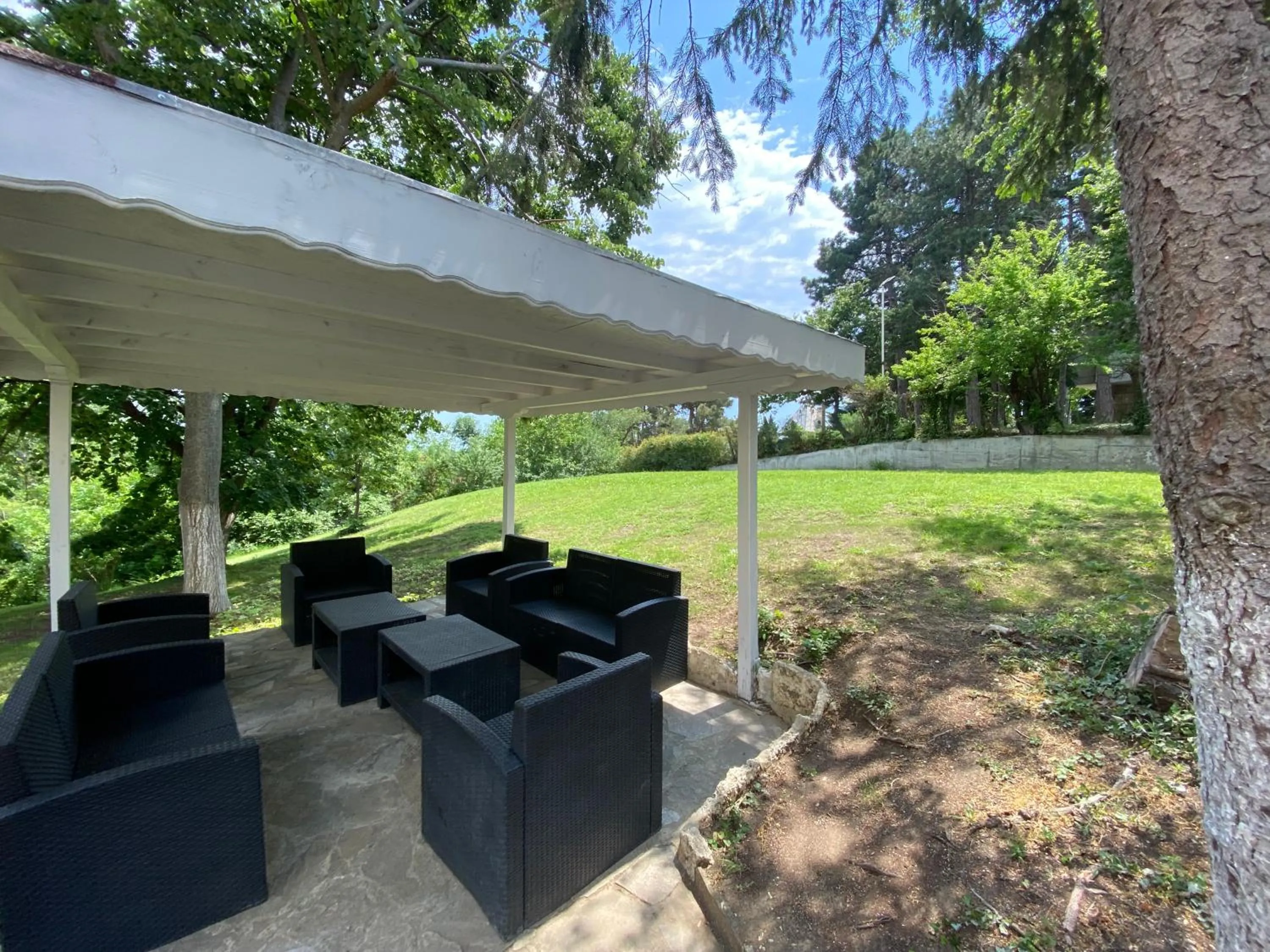 Vezhen Hotel - Free Parking