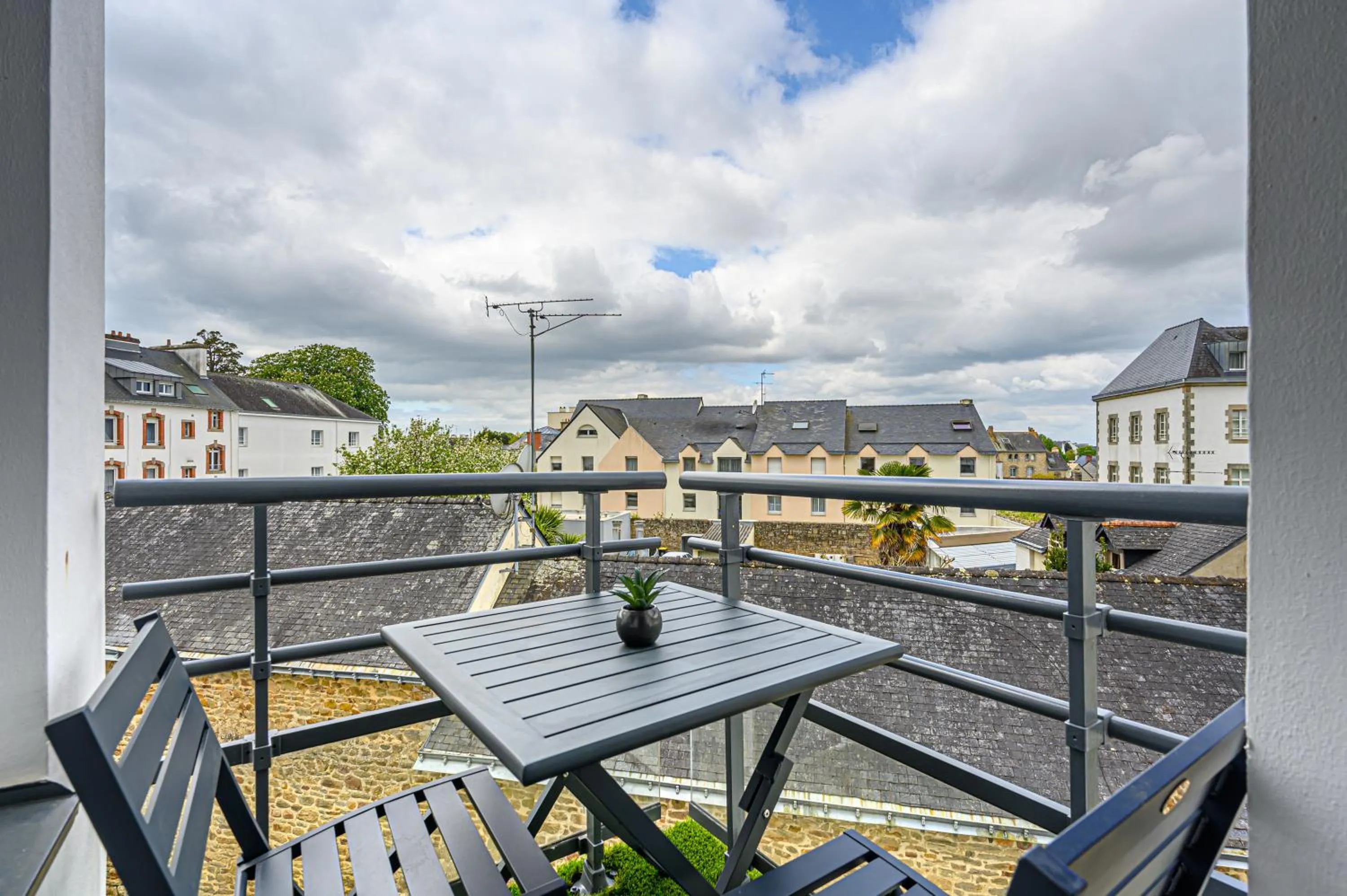 Balcony/Terrace in Appart Hôtel Le Liberté Vannes Centre-Ville