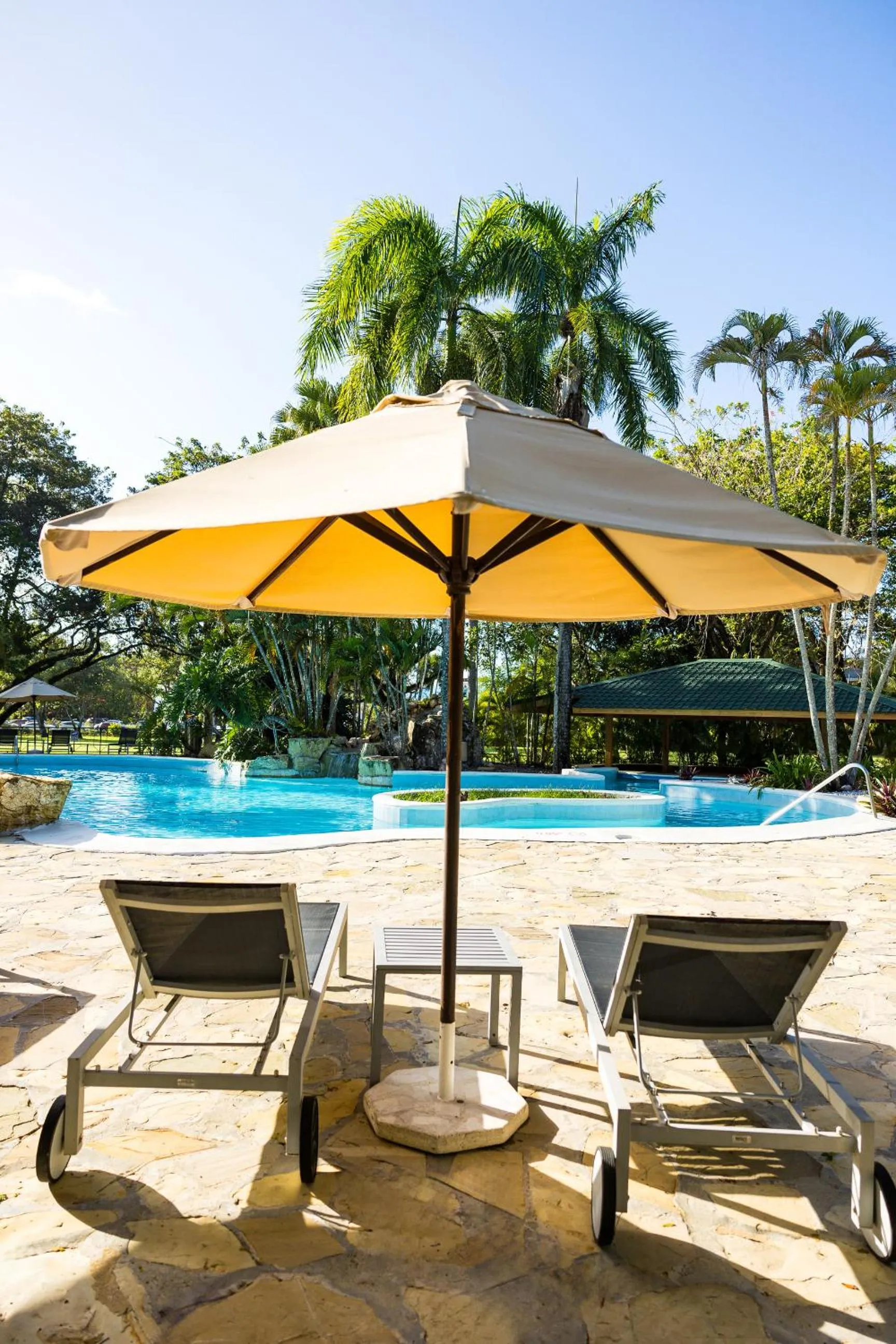 Swimming pool in Blue JackTar