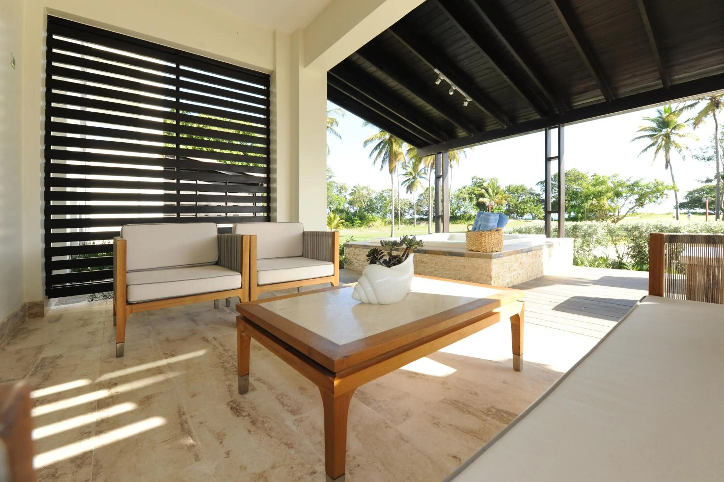 Patio in Blue JackTar