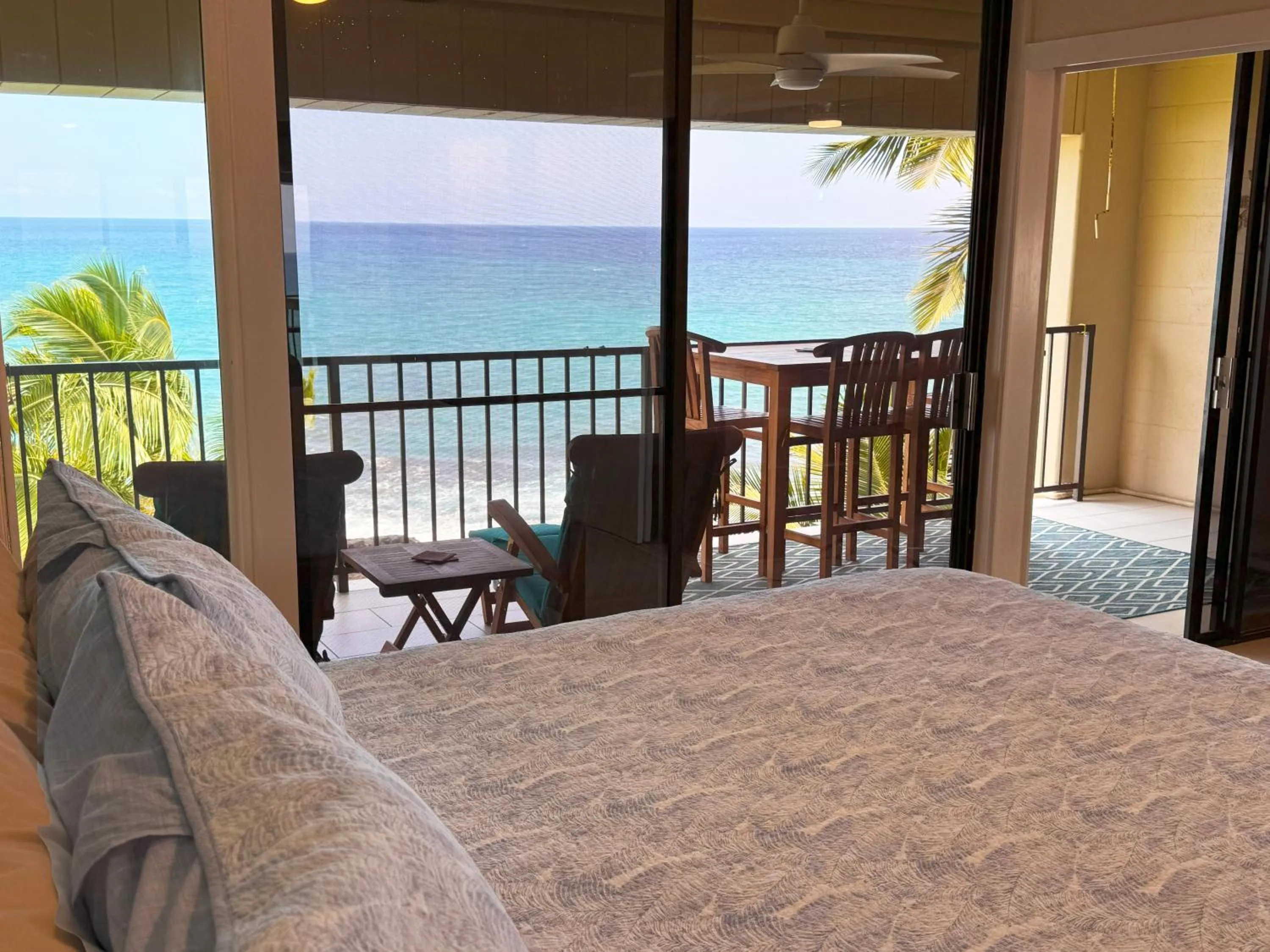 Bed in Oceanfront Luxury Condo