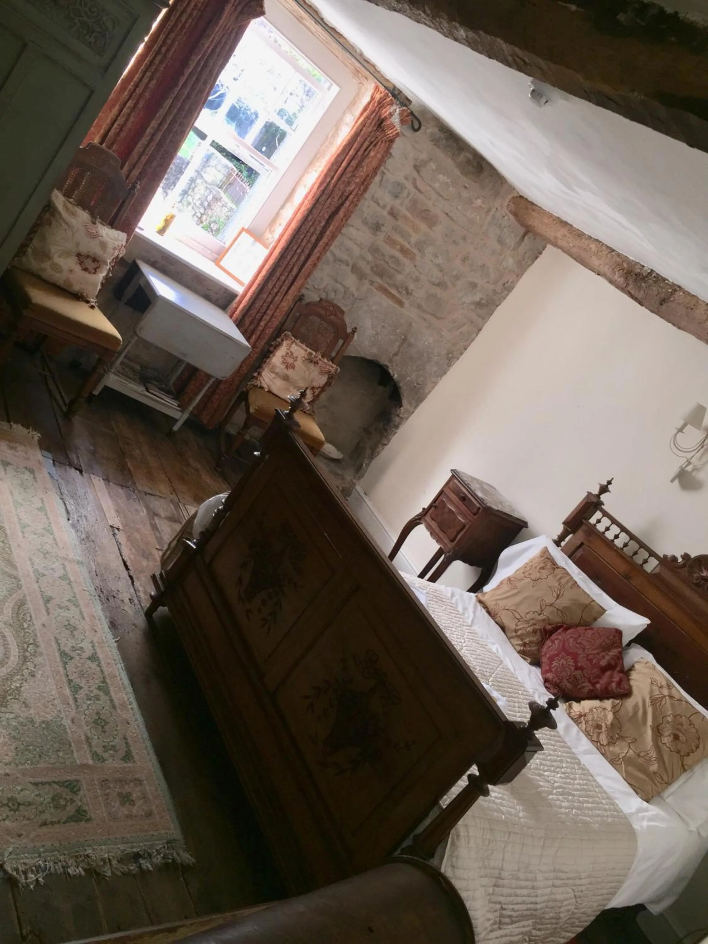 Bed in The Three Tuns