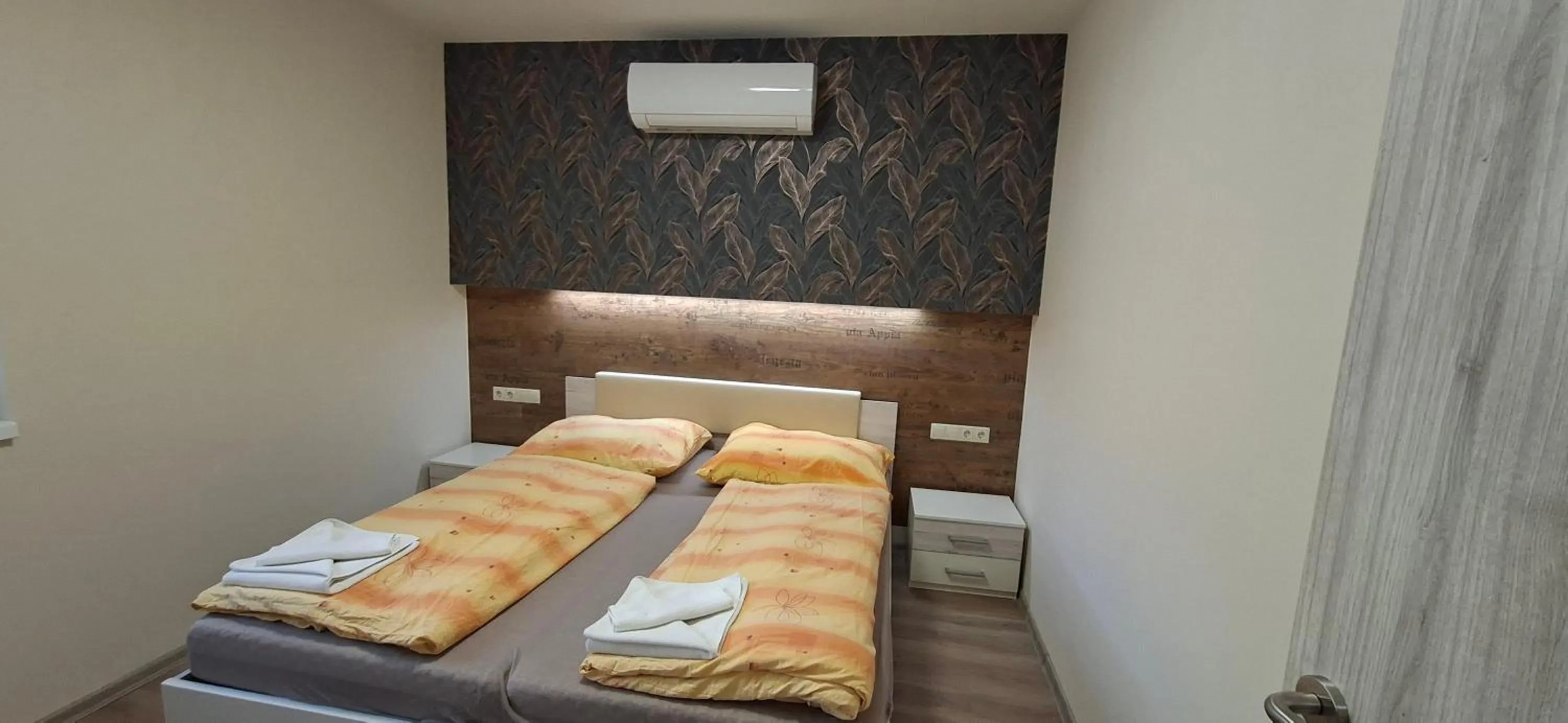 Bedroom, Bed in Aranyhal Apartman