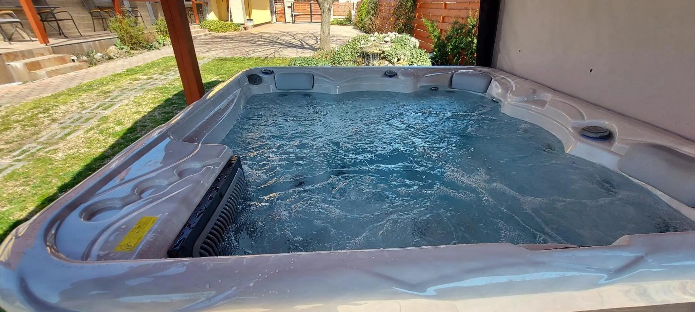 Hot Tub in Aranyhal Apartman