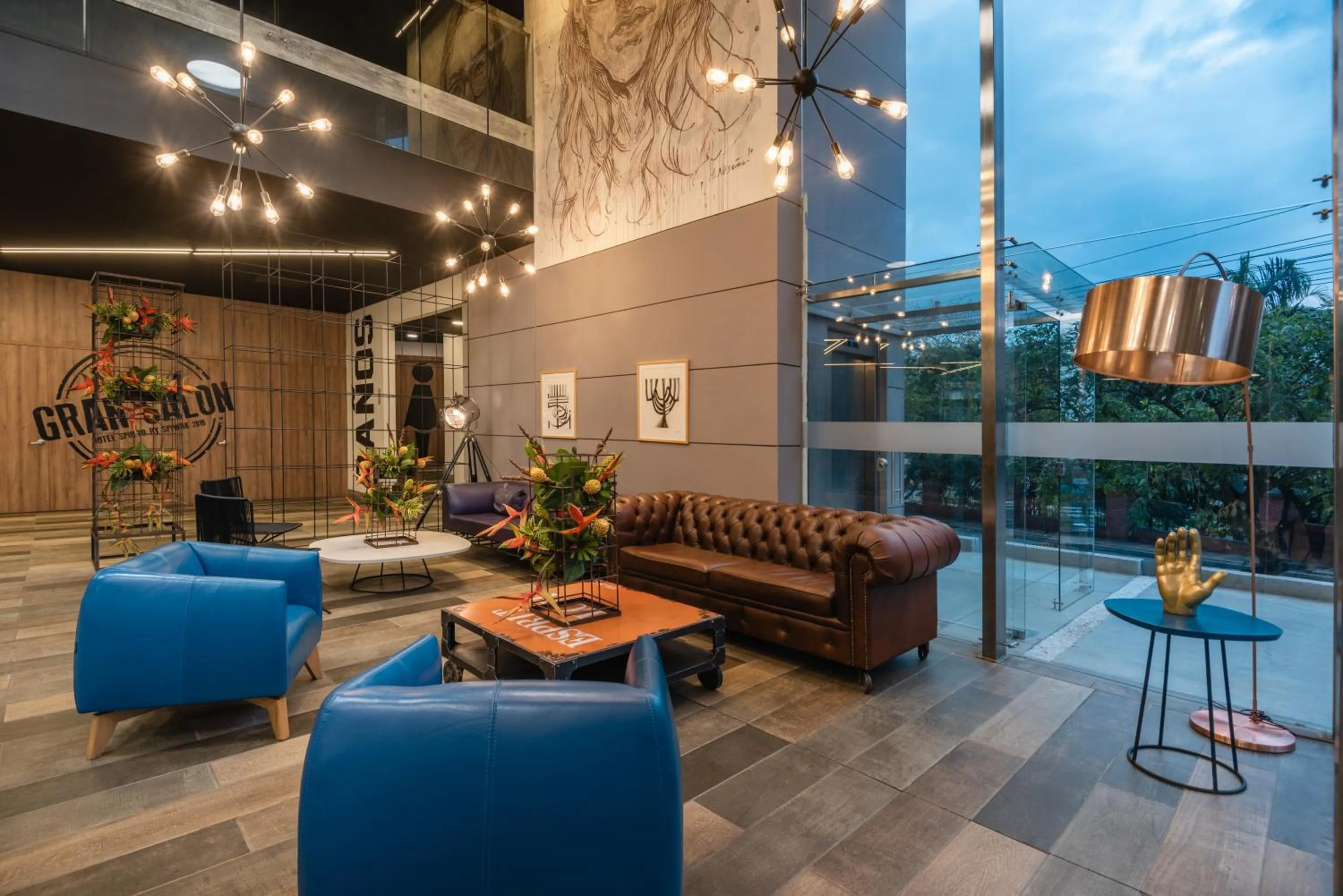 Property building in Hotel Spirito by Spiwak Chipichape