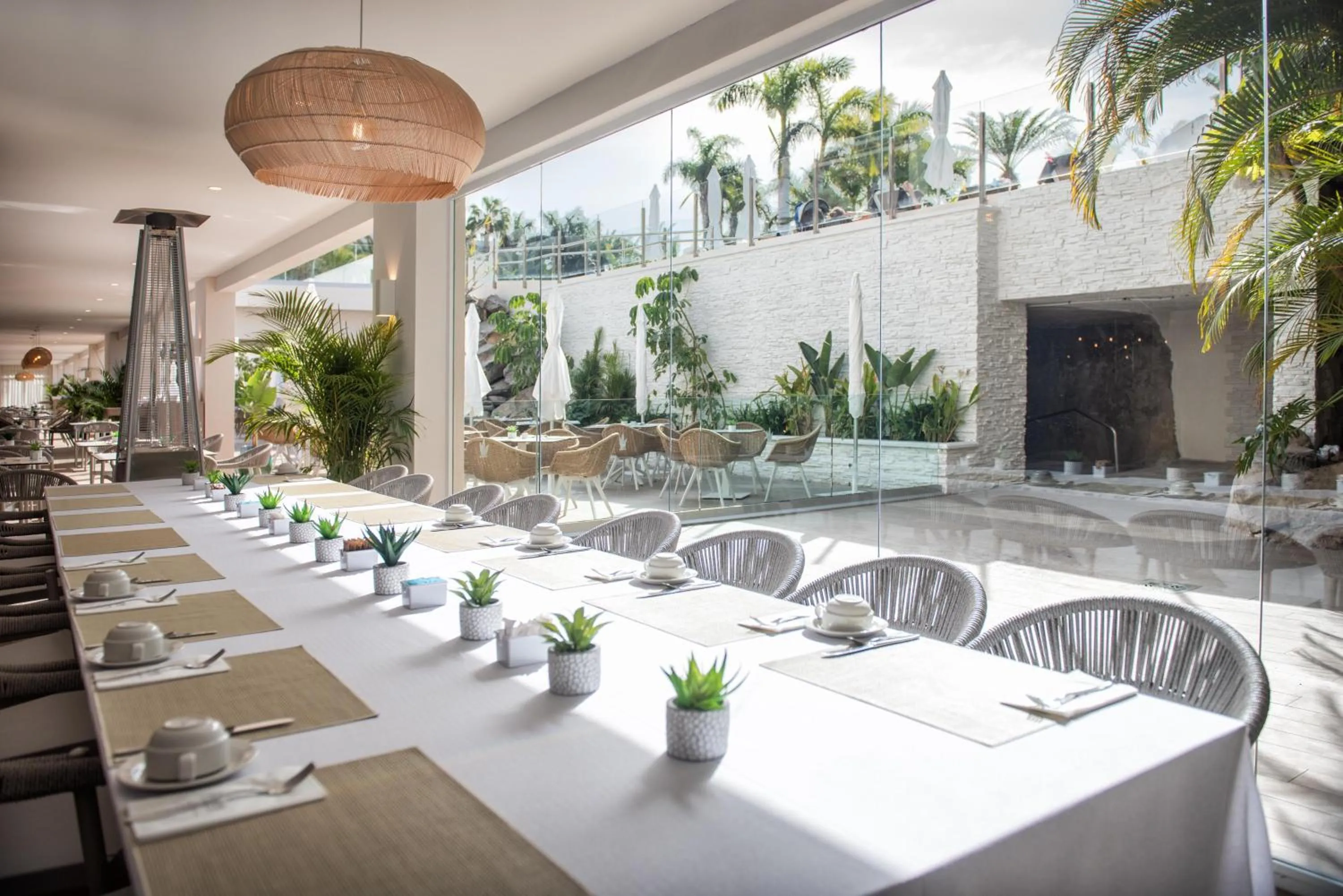 Restaurant/places to eat in Maspalomas Princess