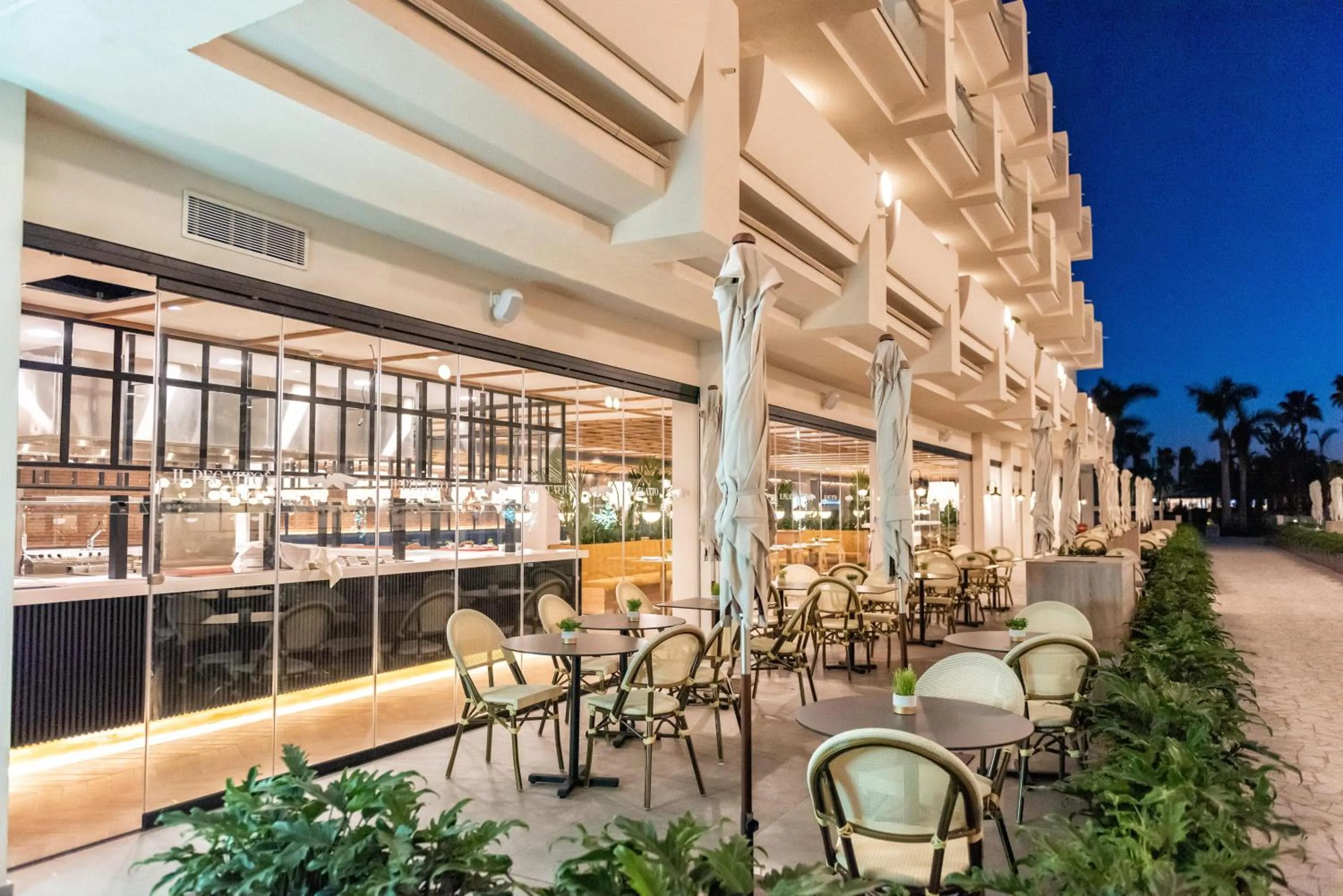 Restaurant/places to eat in Maspalomas Princess