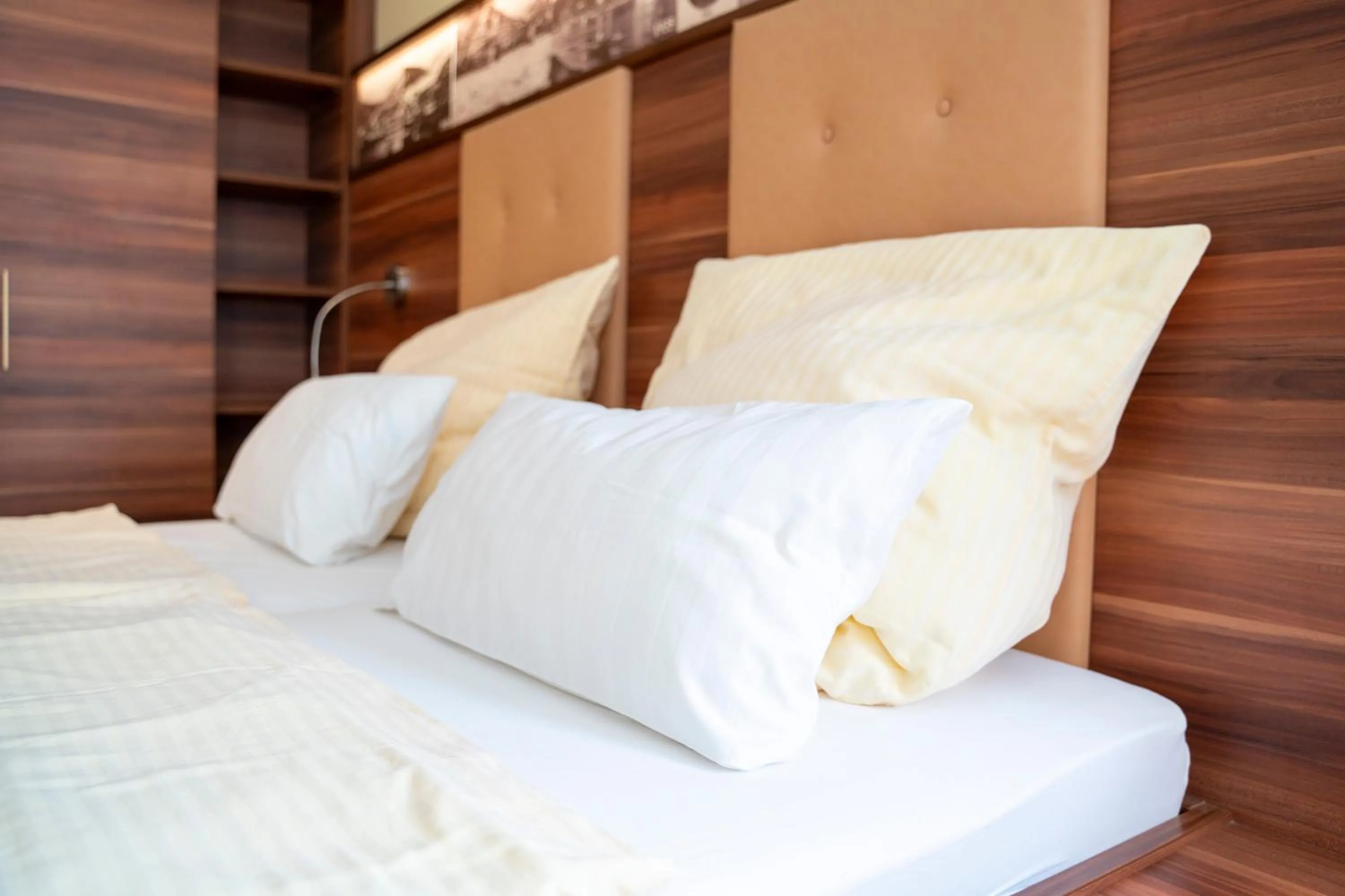 Photo of the whole room, Bed in Hotel Unter den Linden