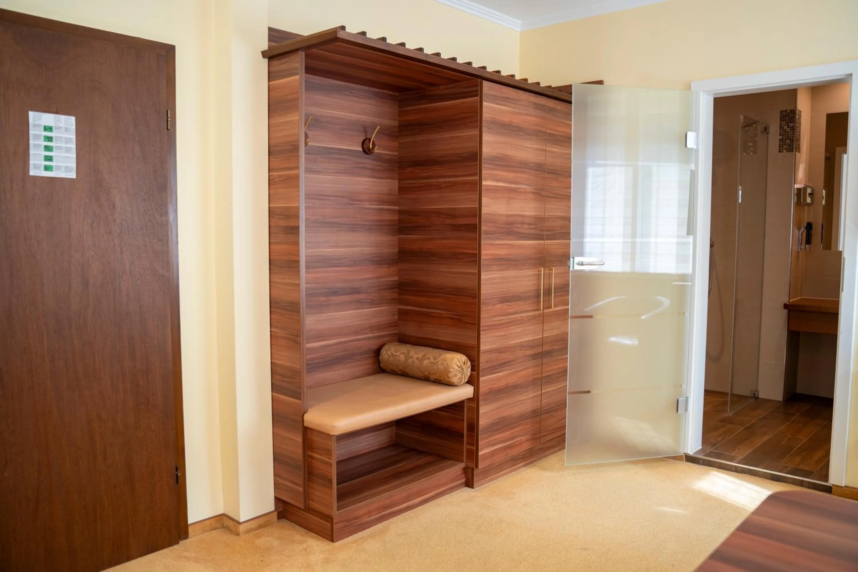 Photo of the whole room in Hotel Unter den Linden