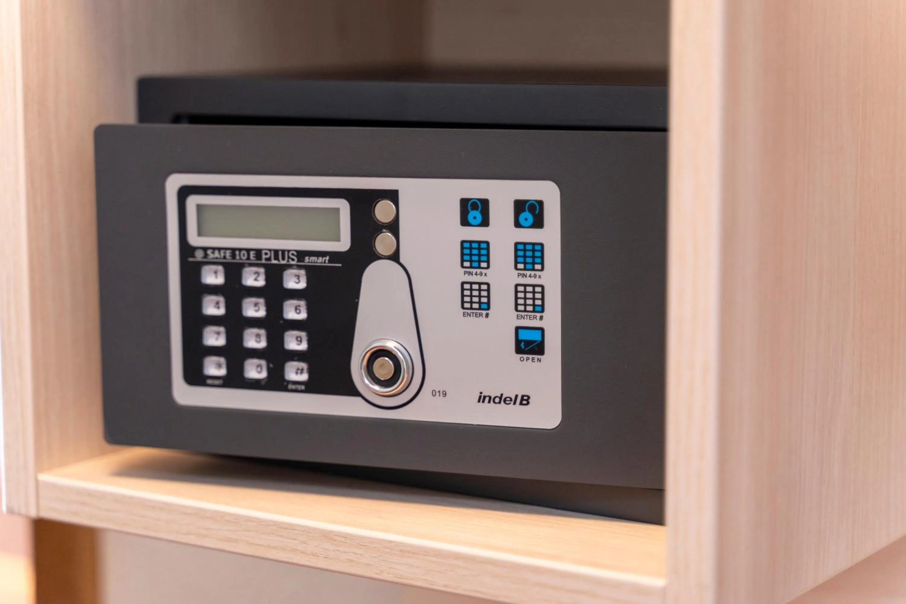 safe in Hotel Unter den Linden