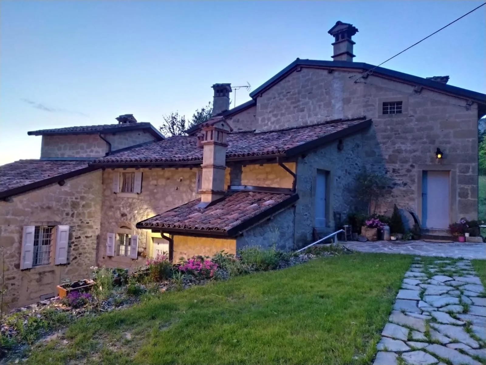 Property building in A 5 min dalla Rocchetta Mattei - B&B Antico Mulino